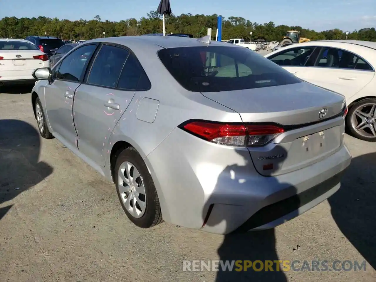 3 Photograph of a damaged car 5YFEPRAE2LP010698 TOYOTA COROLLA 2020