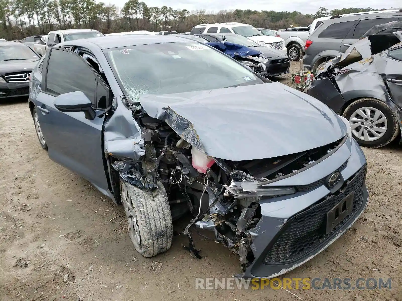 1 Photograph of a damaged car 5YFEPRAE2LP013665 TOYOTA COROLLA 2020