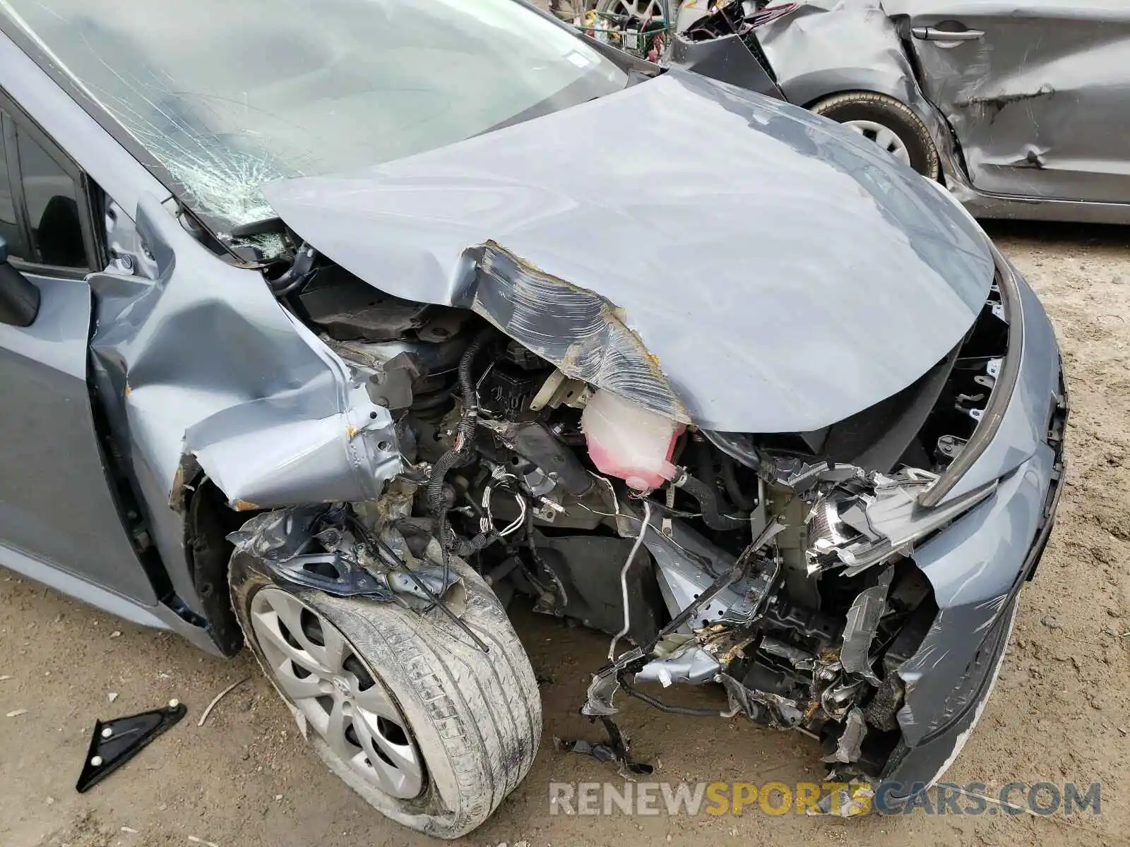 9 Photograph of a damaged car 5YFEPRAE2LP013665 TOYOTA COROLLA 2020