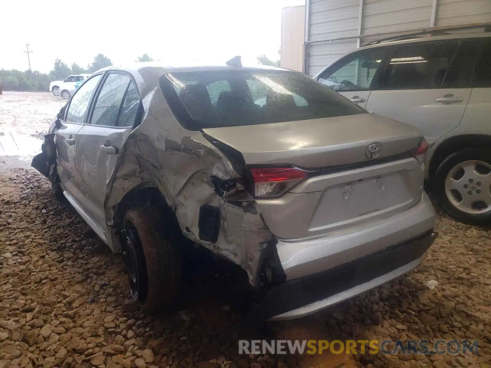 3 Photograph of a damaged car 5YFEPRAE2LP014265 TOYOTA COROLLA 2020