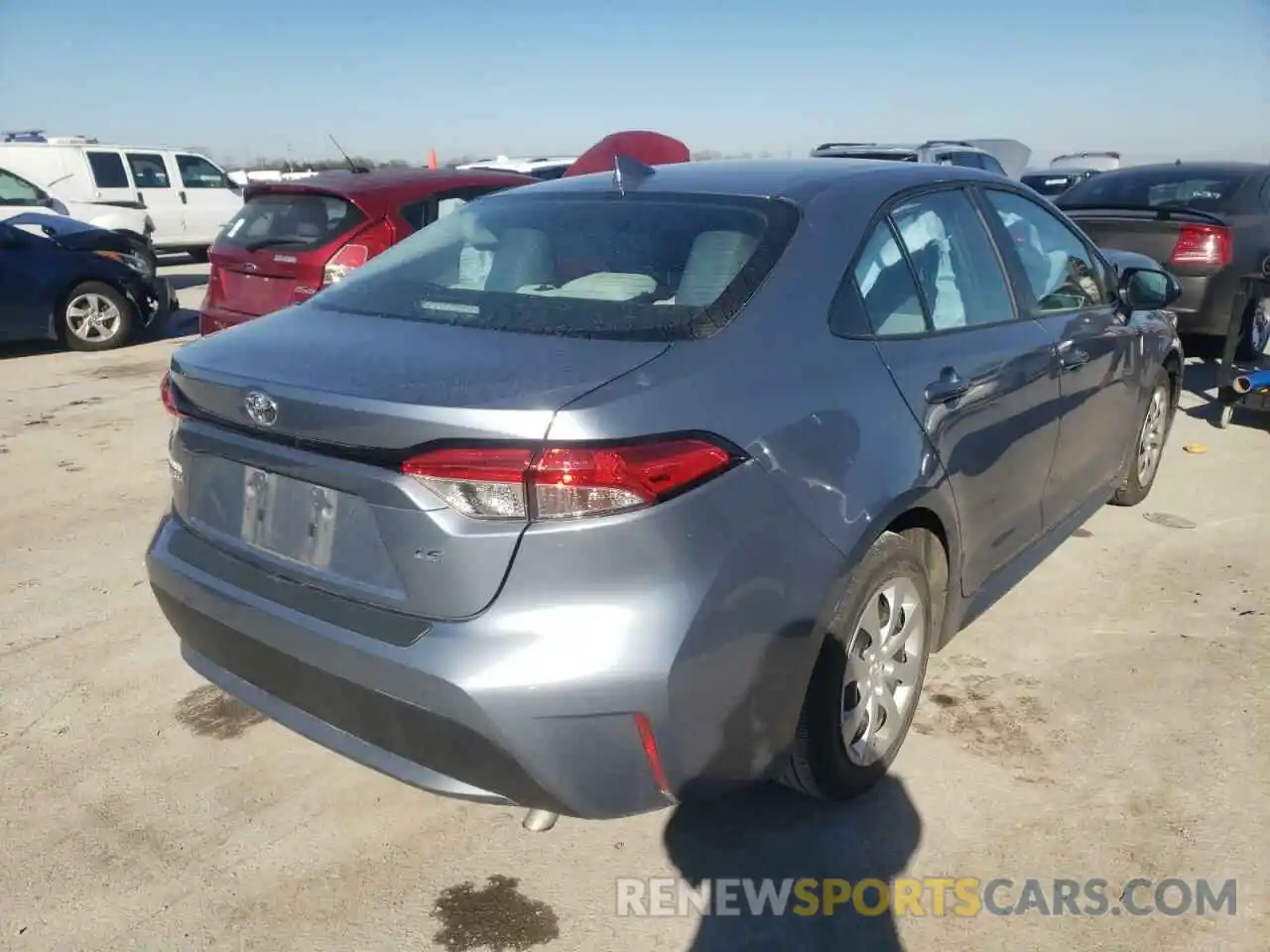 4 Photograph of a damaged car 5YFEPRAE2LP016906 TOYOTA COROLLA 2020