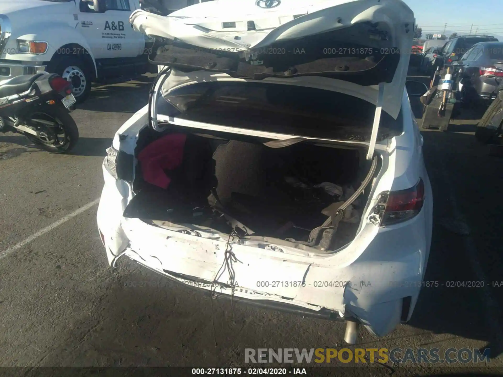 6 Photograph of a damaged car 5YFEPRAE2LP020969 TOYOTA COROLLA 2020