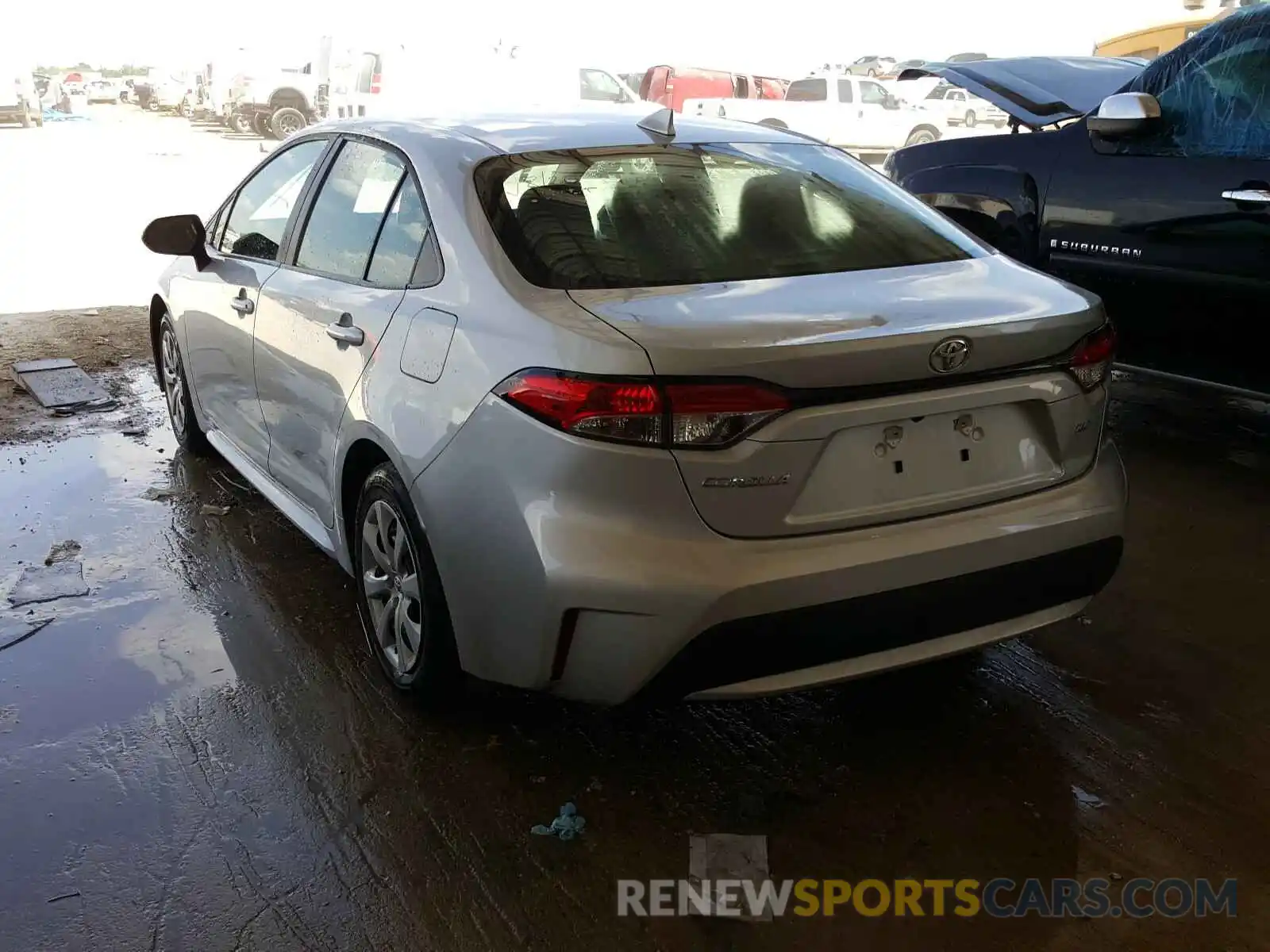 3 Photograph of a damaged car 5YFEPRAE2LP022947 TOYOTA COROLLA 2020