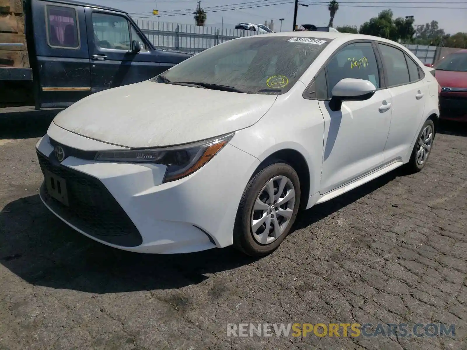 2 Photograph of a damaged car 5YFEPRAE2LP023547 TOYOTA COROLLA 2020