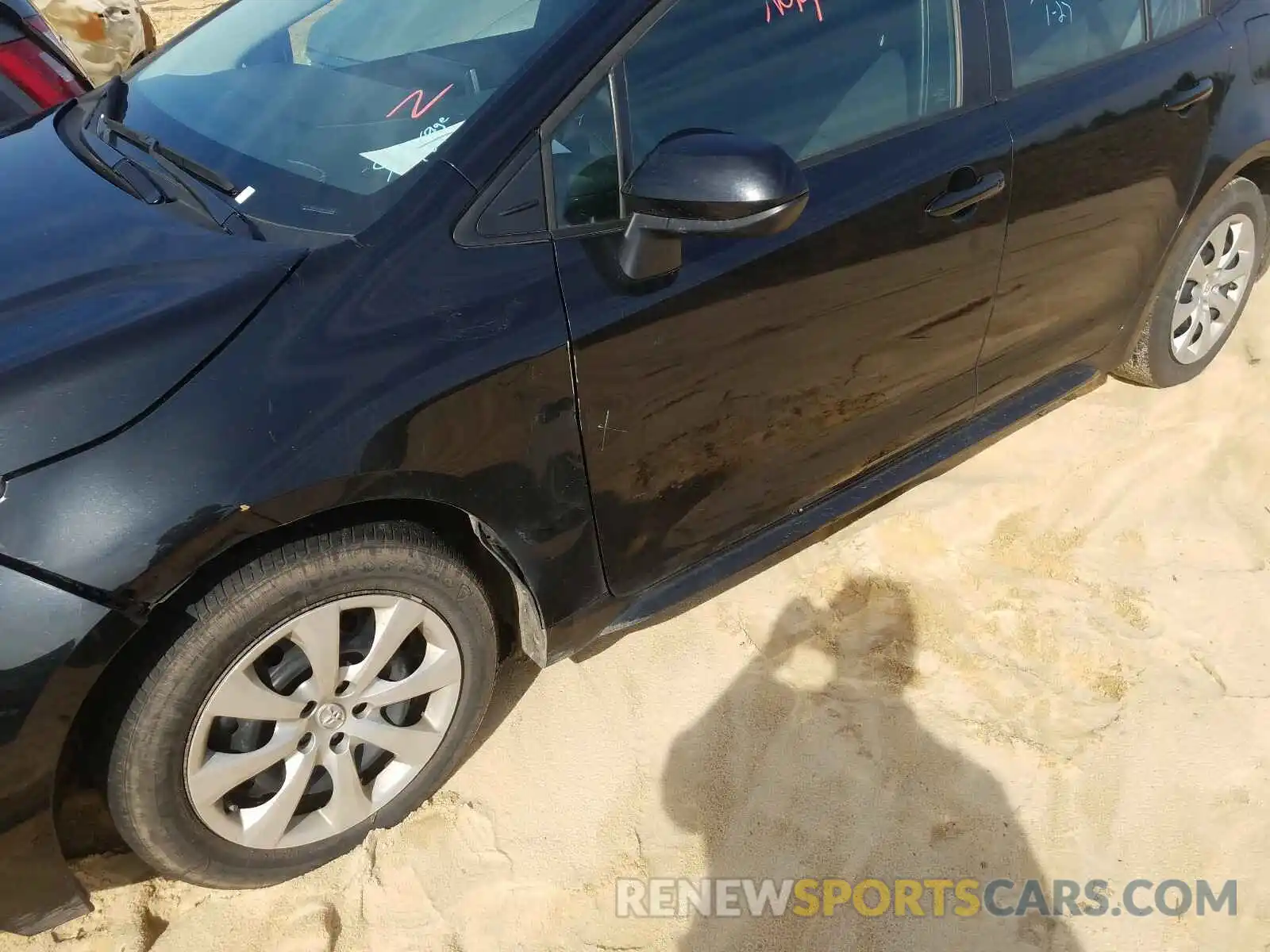 9 Photograph of a damaged car 5YFEPRAE2LP023791 TOYOTA COROLLA 2020