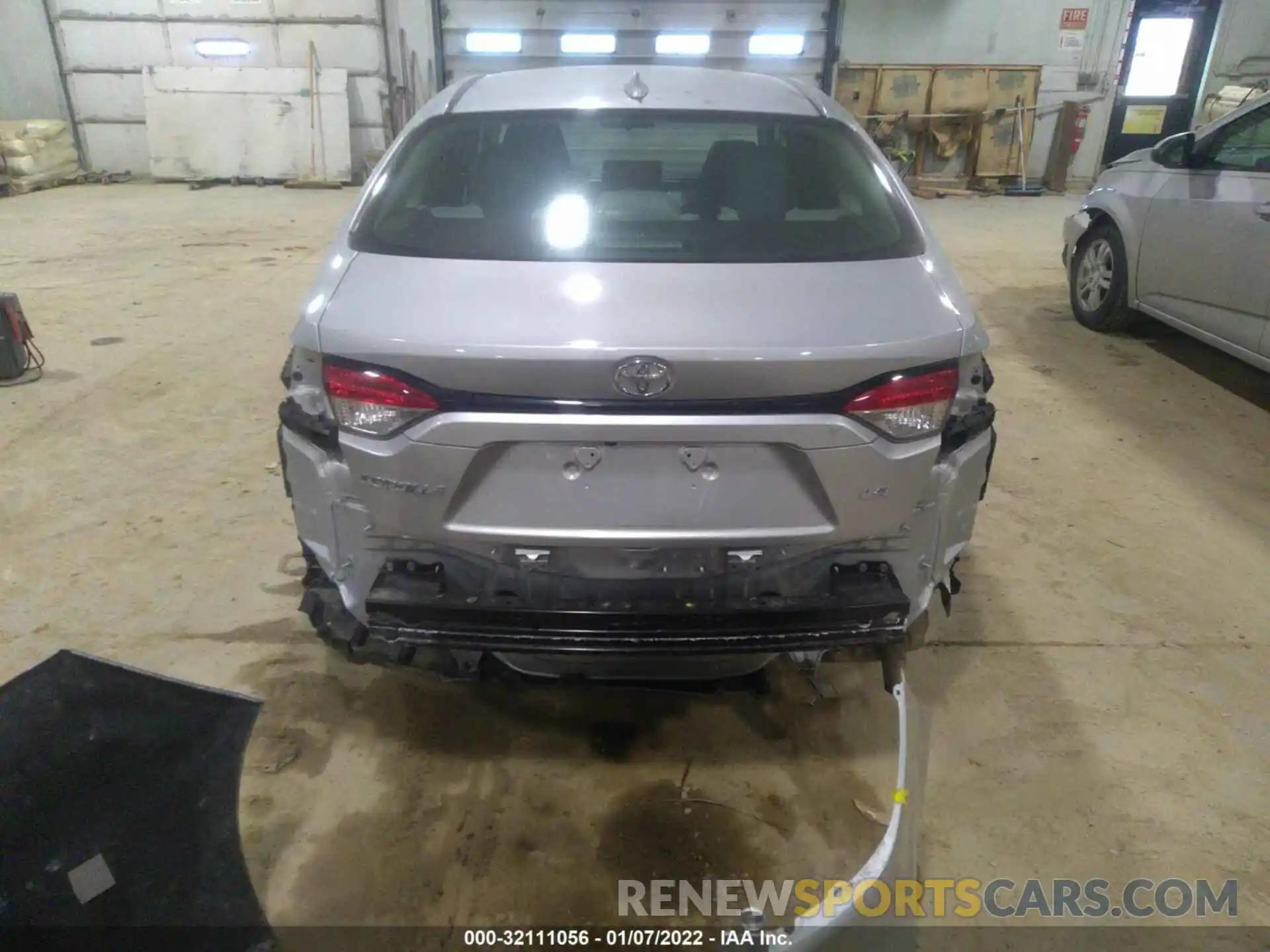 6 Photograph of a damaged car 5YFEPRAE2LP023838 TOYOTA COROLLA 2020