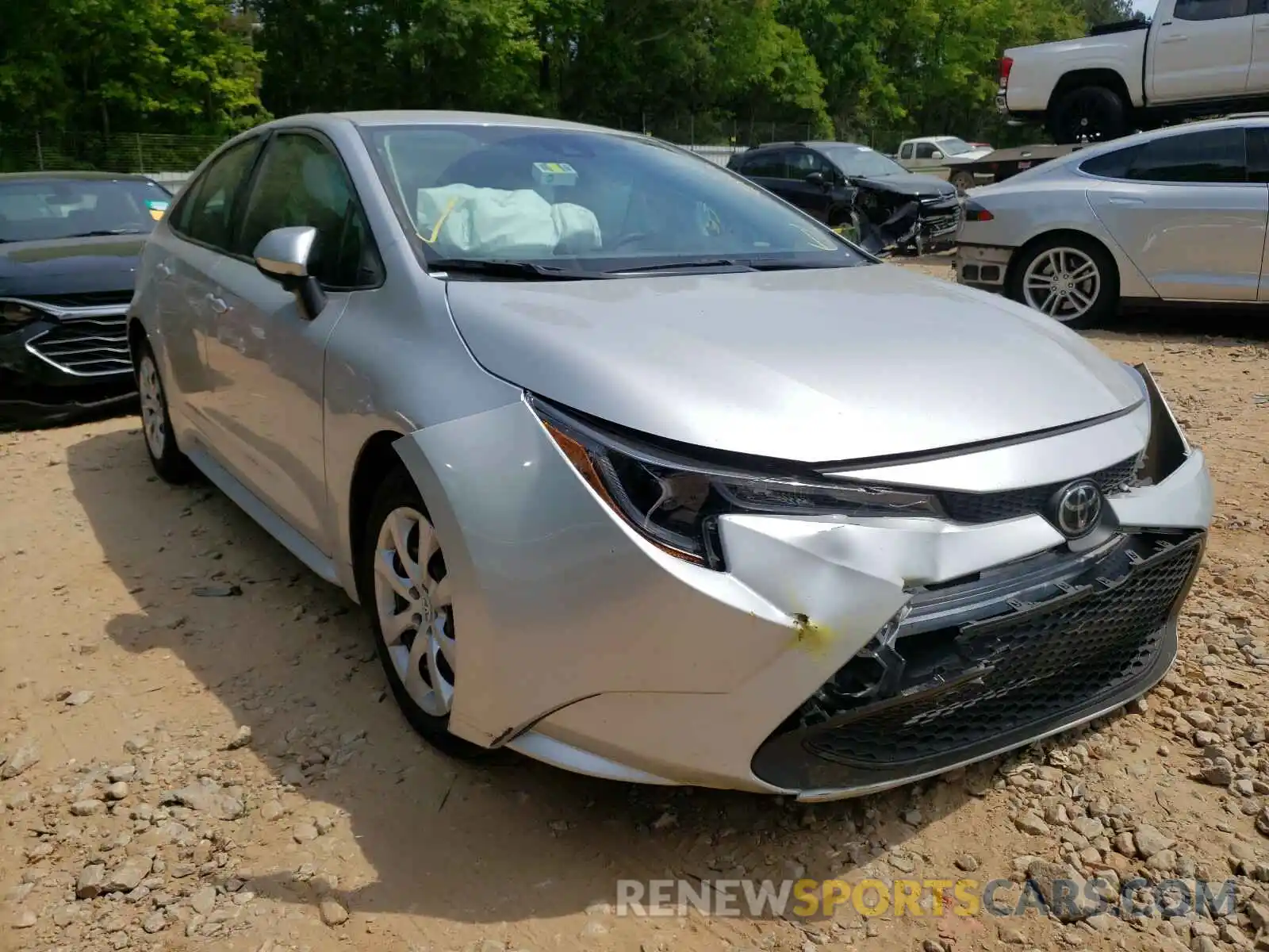 1 Photograph of a damaged car 5YFEPRAE2LP024603 TOYOTA COROLLA 2020