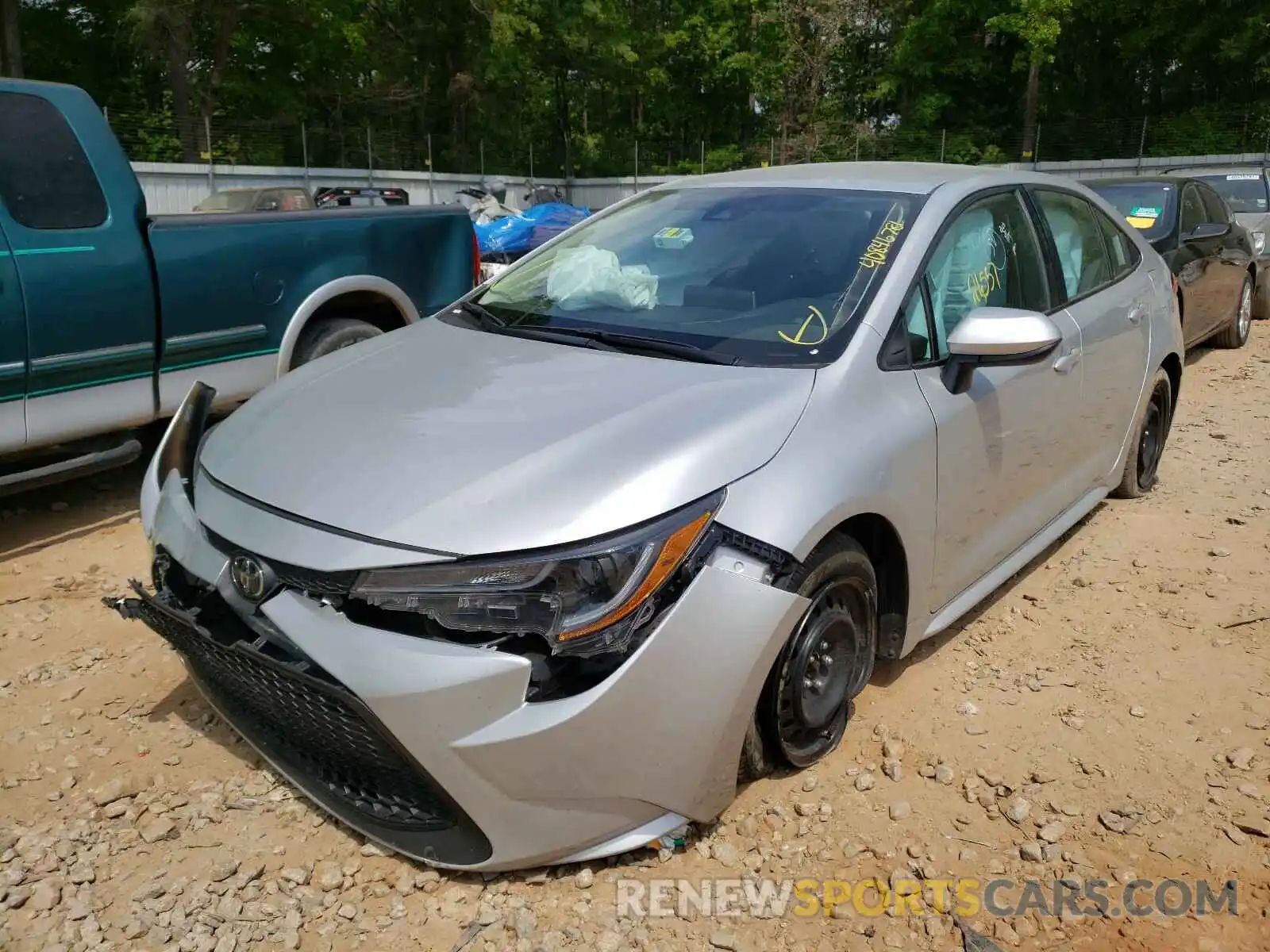 2 Photograph of a damaged car 5YFEPRAE2LP024603 TOYOTA COROLLA 2020