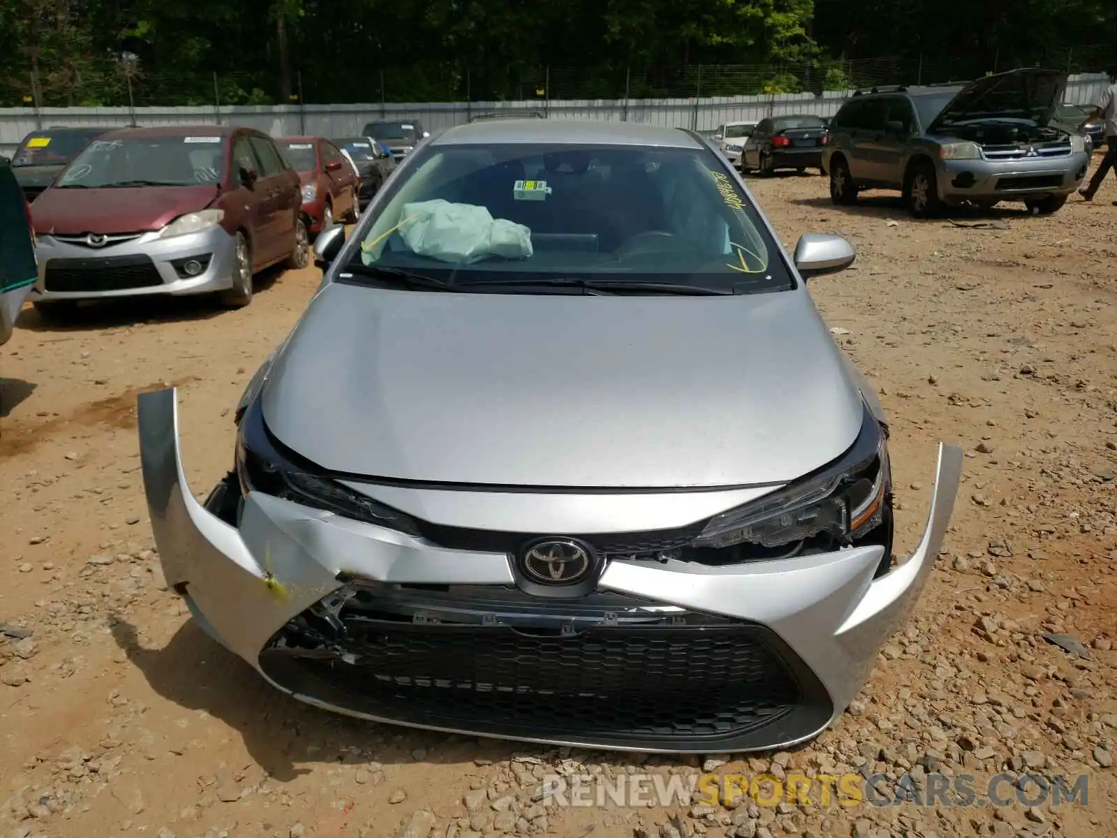 9 Photograph of a damaged car 5YFEPRAE2LP024603 TOYOTA COROLLA 2020