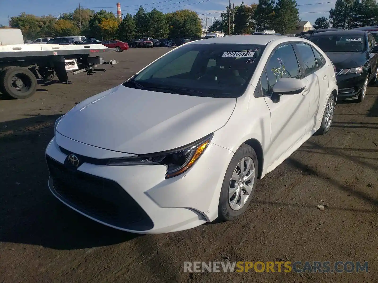 2 Photograph of a damaged car 5YFEPRAE2LP025024 TOYOTA COROLLA 2020