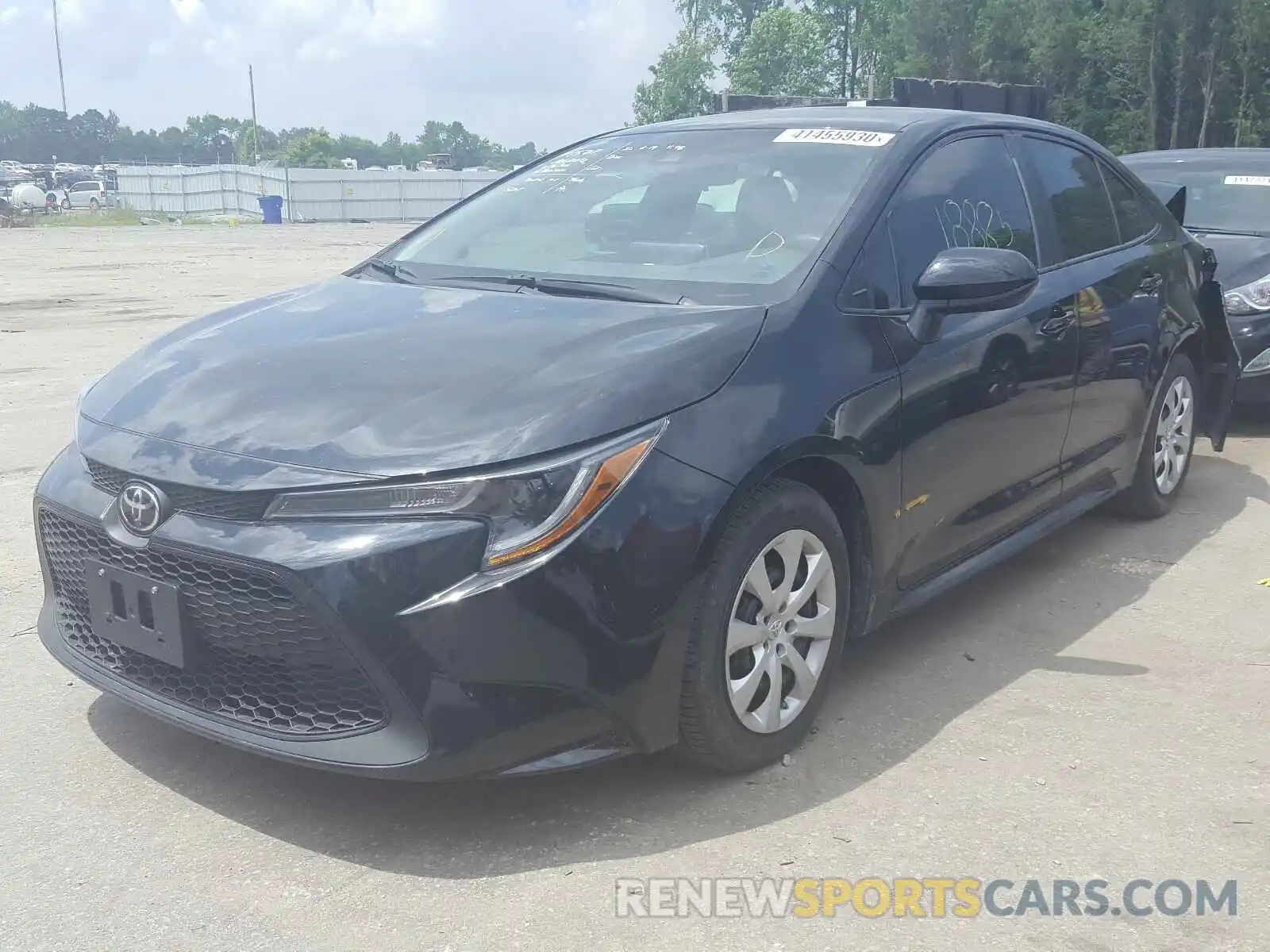 2 Photograph of a damaged car 5YFEPRAE2LP026397 TOYOTA COROLLA 2020