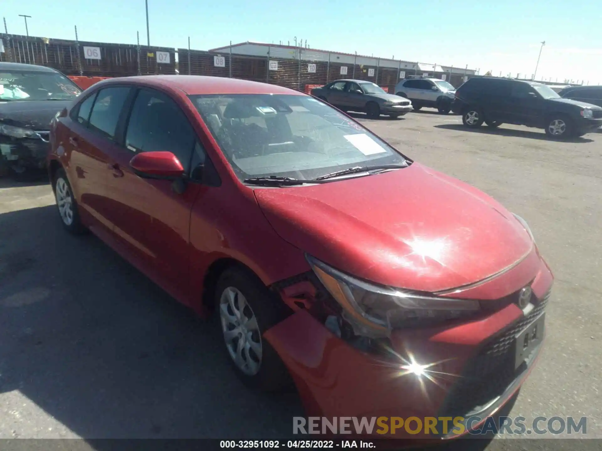 1 Photograph of a damaged car 5YFEPRAE2LP028361 TOYOTA COROLLA 2020