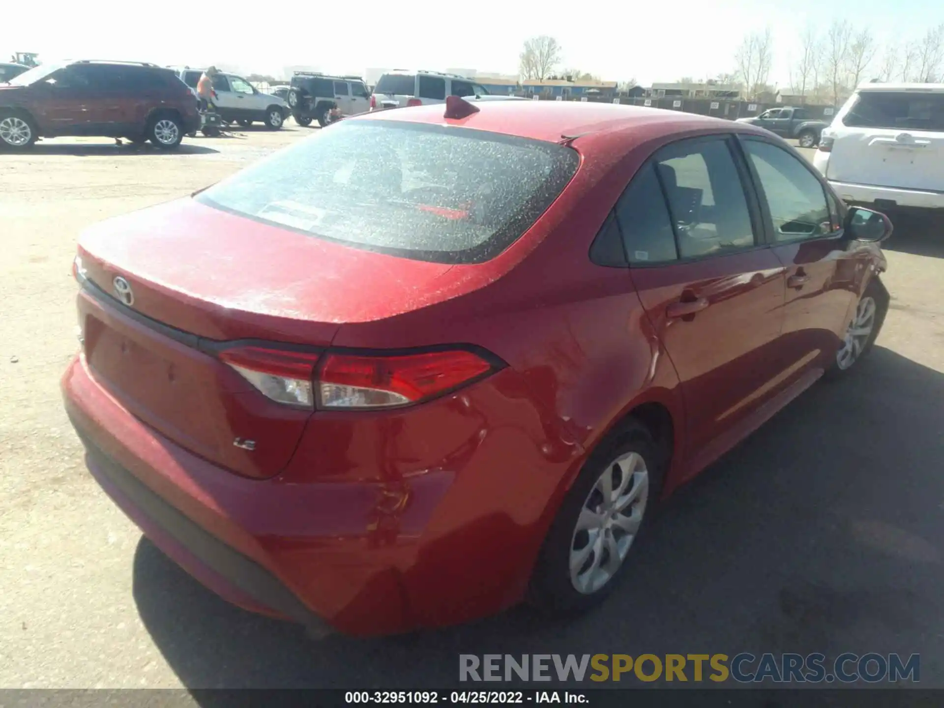 4 Photograph of a damaged car 5YFEPRAE2LP028361 TOYOTA COROLLA 2020