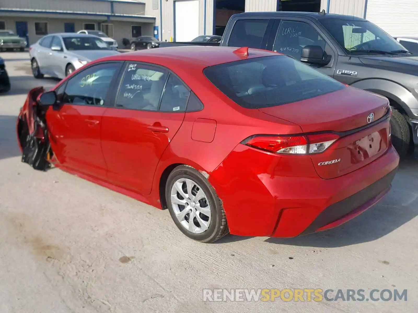 3 Photograph of a damaged car 5YFEPRAE2LP028814 TOYOTA COROLLA 2020