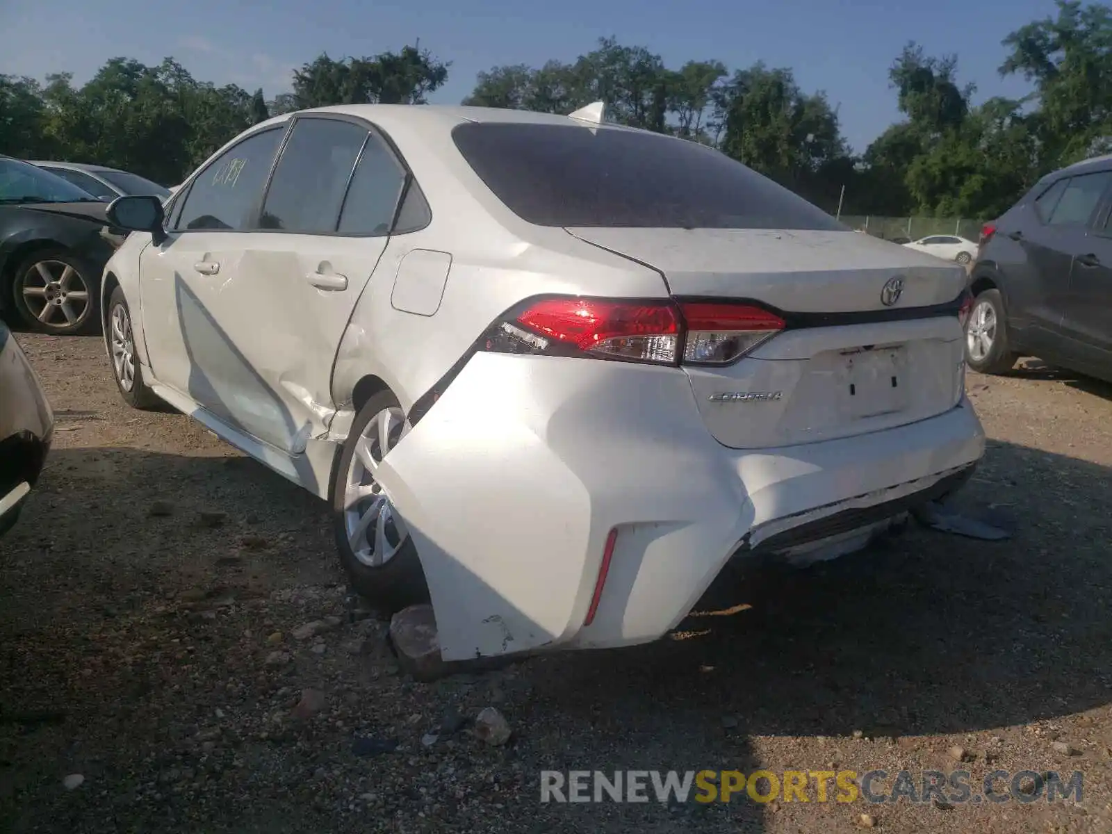 3 Photograph of a damaged car 5YFEPRAE2LP030997 TOYOTA COROLLA 2020