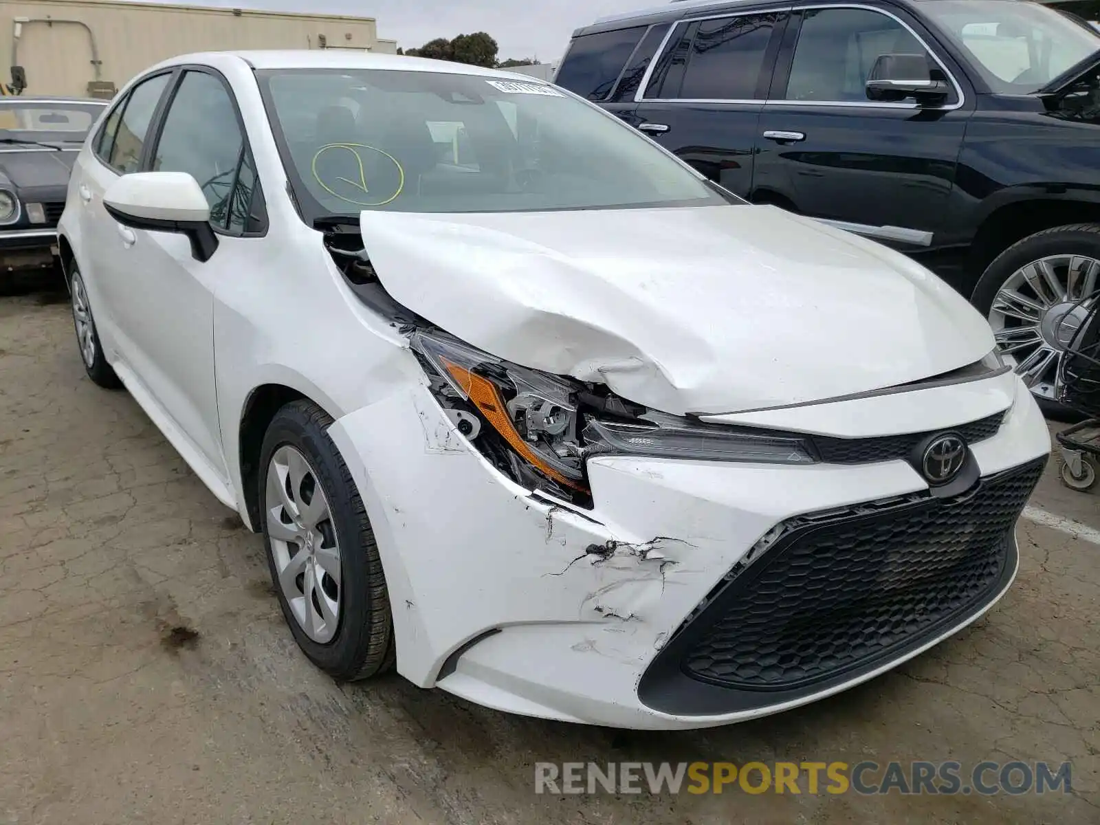 1 Photograph of a damaged car 5YFEPRAE2LP031020 TOYOTA COROLLA 2020