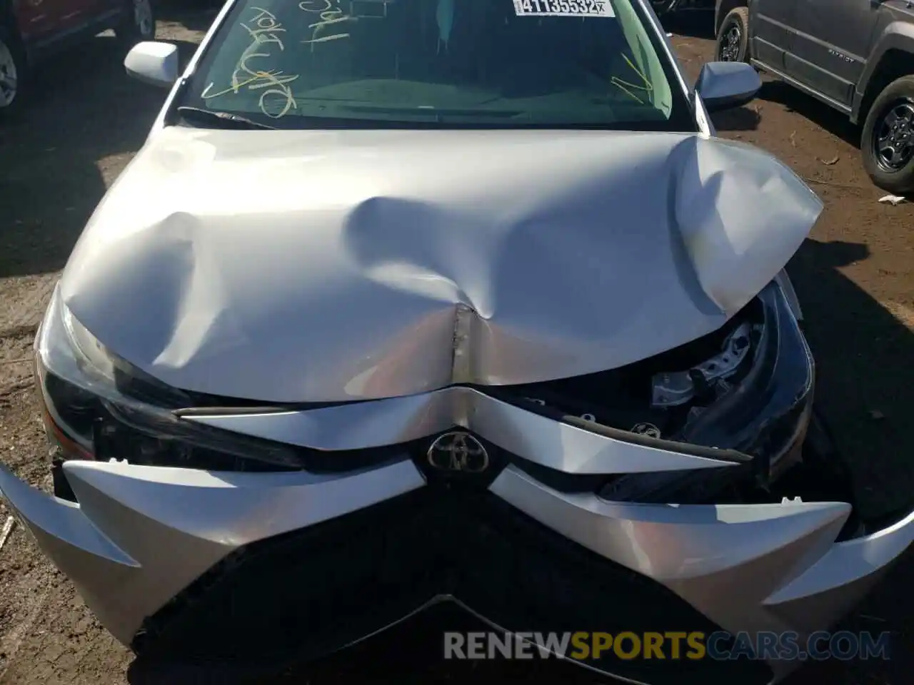 7 Photograph of a damaged car 5YFEPRAE2LP031566 TOYOTA COROLLA 2020