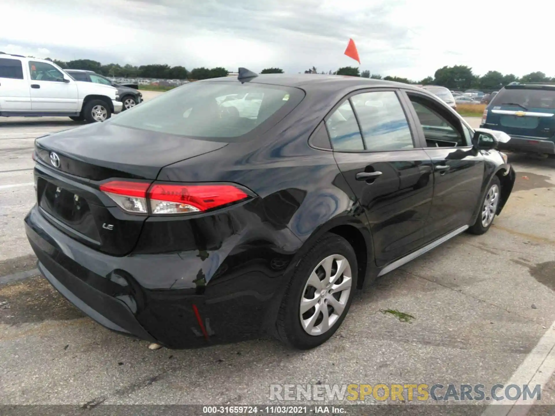 4 Photograph of a damaged car 5YFEPRAE2LP032930 TOYOTA COROLLA 2020