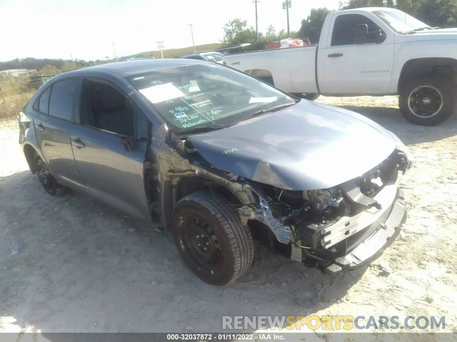 1 Photograph of a damaged car 5YFEPRAE2LP034287 TOYOTA COROLLA 2020