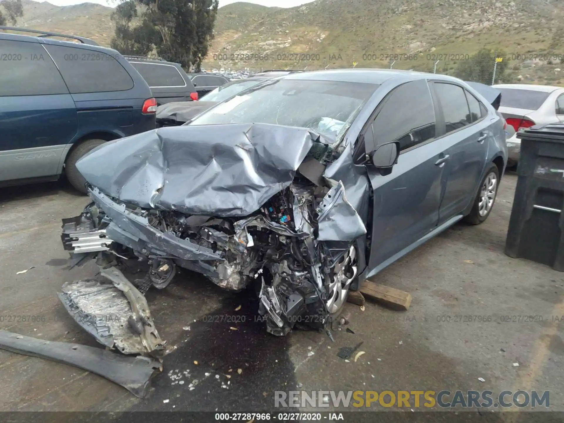 2 Photograph of a damaged car 5YFEPRAE2LP036590 TOYOTA COROLLA 2020