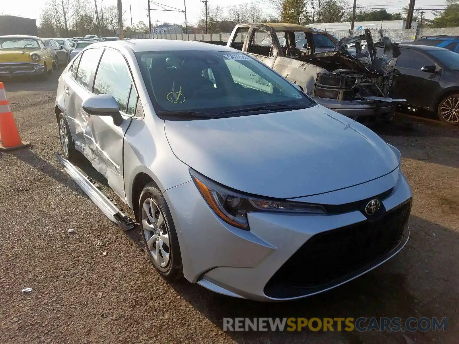 1 Photograph of a damaged car 5YFEPRAE2LP040882 TOYOTA COROLLA 2020