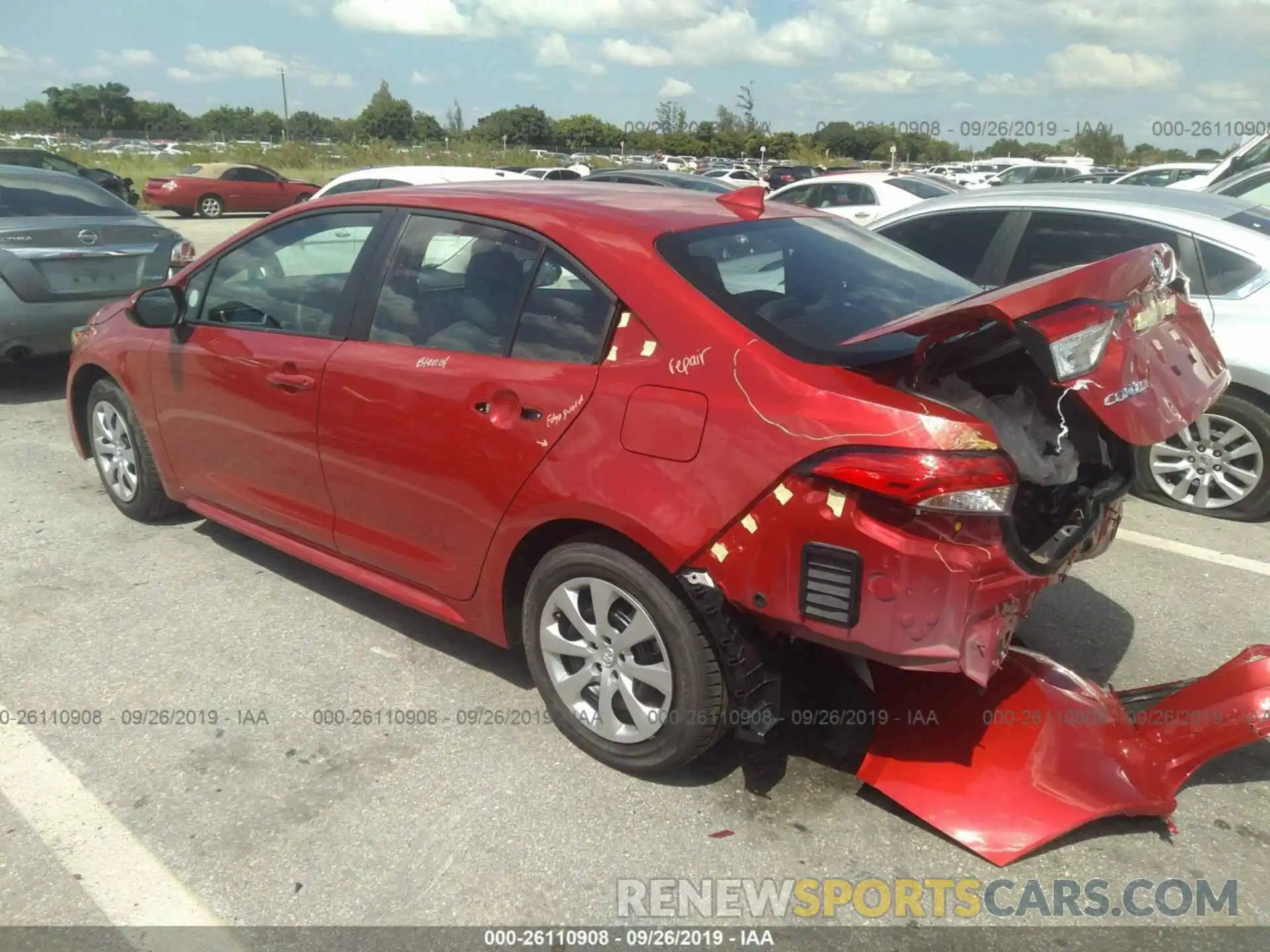 3 Photograph of a damaged car 5YFEPRAE2LP043068 TOYOTA COROLLA 2020