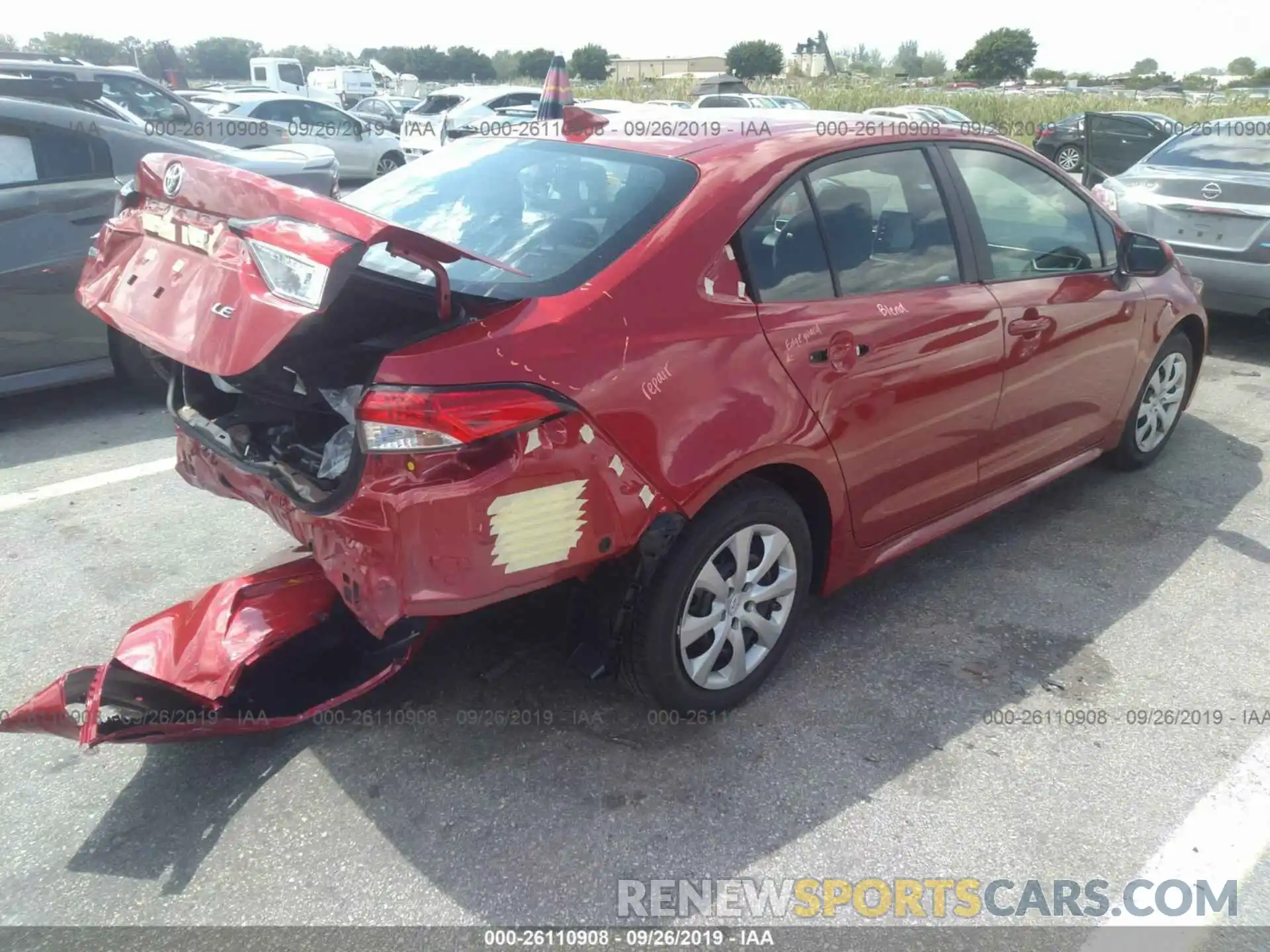 4 Photograph of a damaged car 5YFEPRAE2LP043068 TOYOTA COROLLA 2020