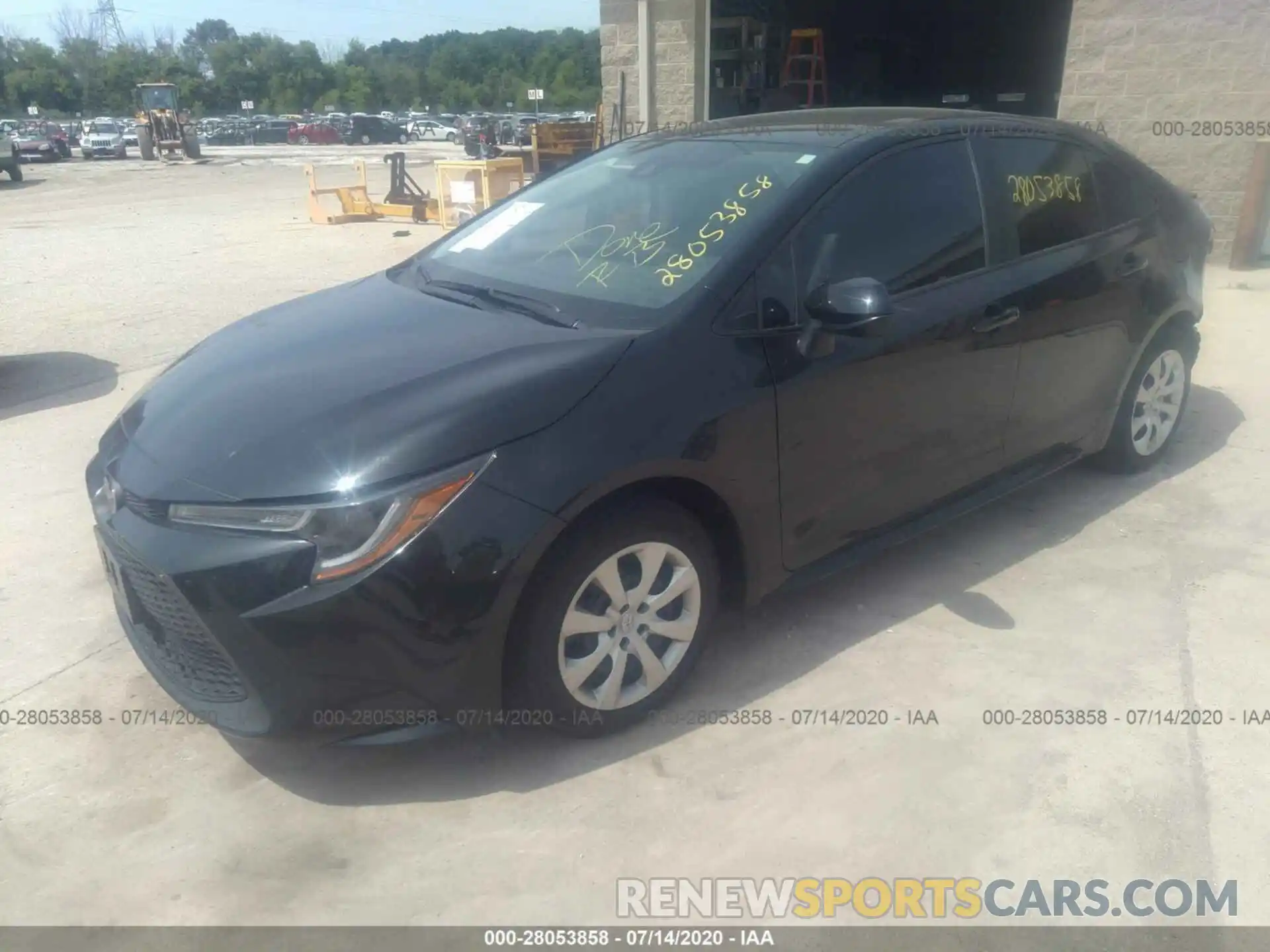 2 Photograph of a damaged car 5YFEPRAE2LP044270 TOYOTA COROLLA 2020