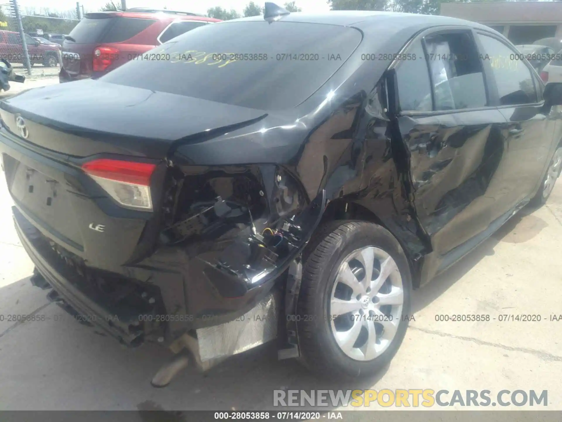 6 Photograph of a damaged car 5YFEPRAE2LP044270 TOYOTA COROLLA 2020