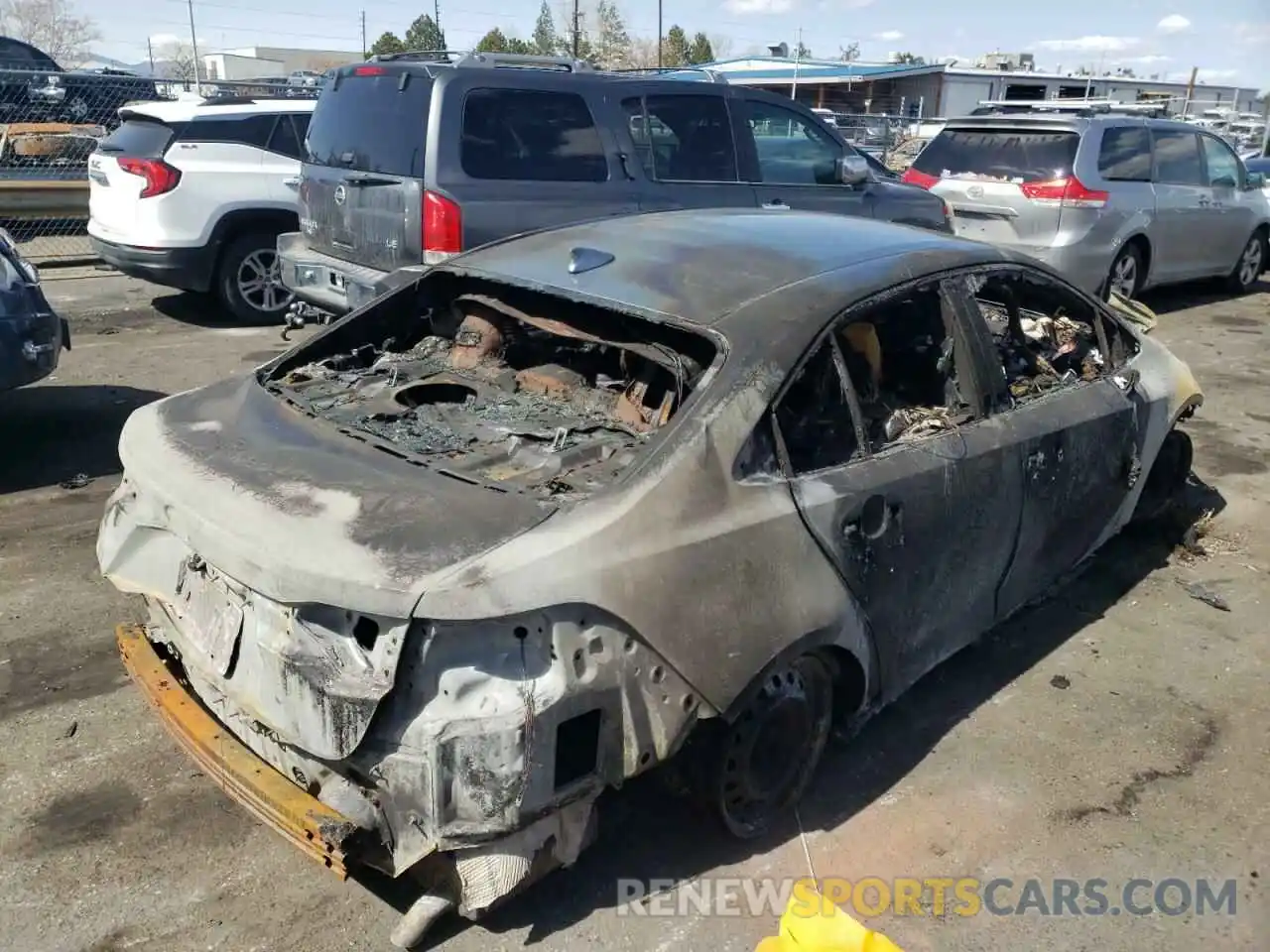 4 Photograph of a damaged car 5YFEPRAE2LP044771 TOYOTA COROLLA 2020