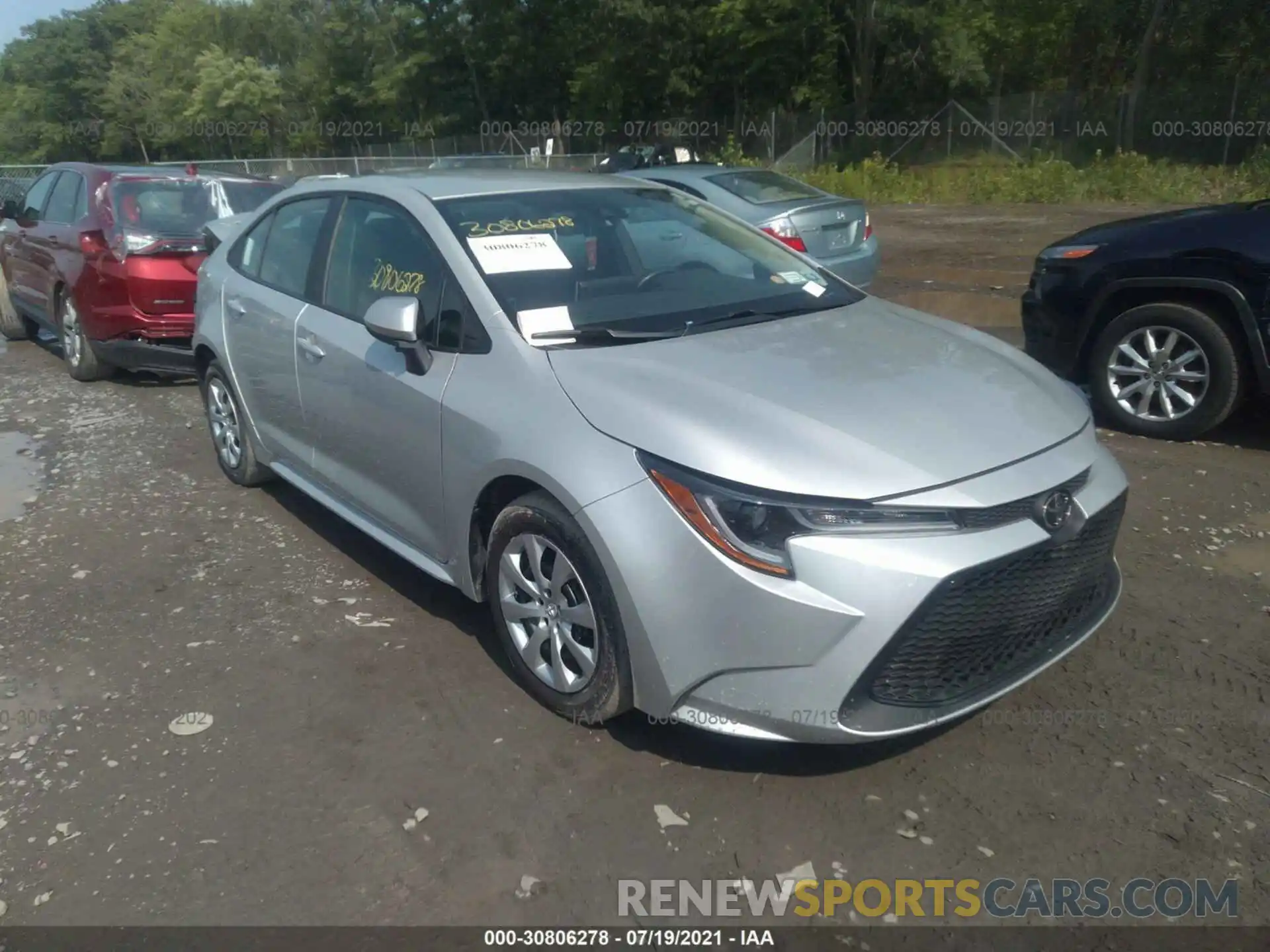 1 Photograph of a damaged car 5YFEPRAE2LP046522 TOYOTA COROLLA 2020