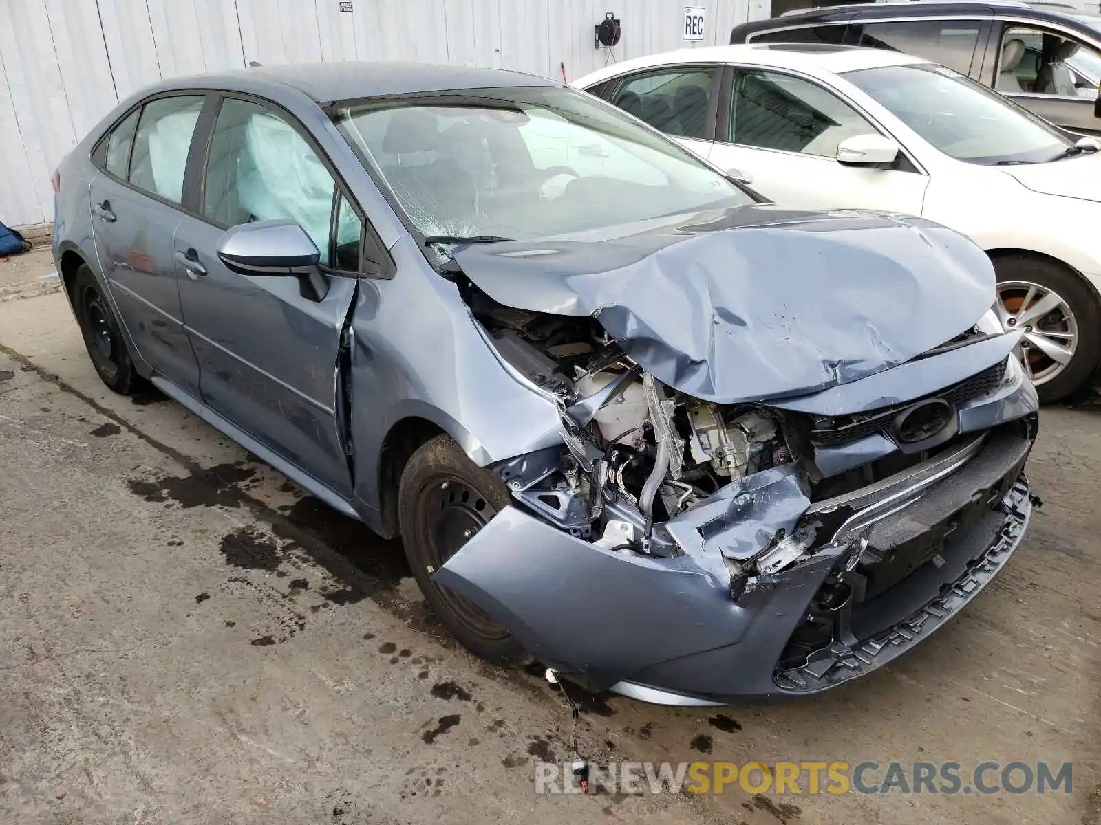 1 Photograph of a damaged car 5YFEPRAE2LP049310 TOYOTA COROLLA 2020