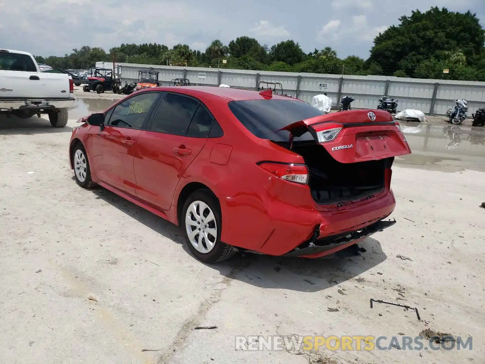 3 Photograph of a damaged car 5YFEPRAE2LP049324 TOYOTA COROLLA 2020