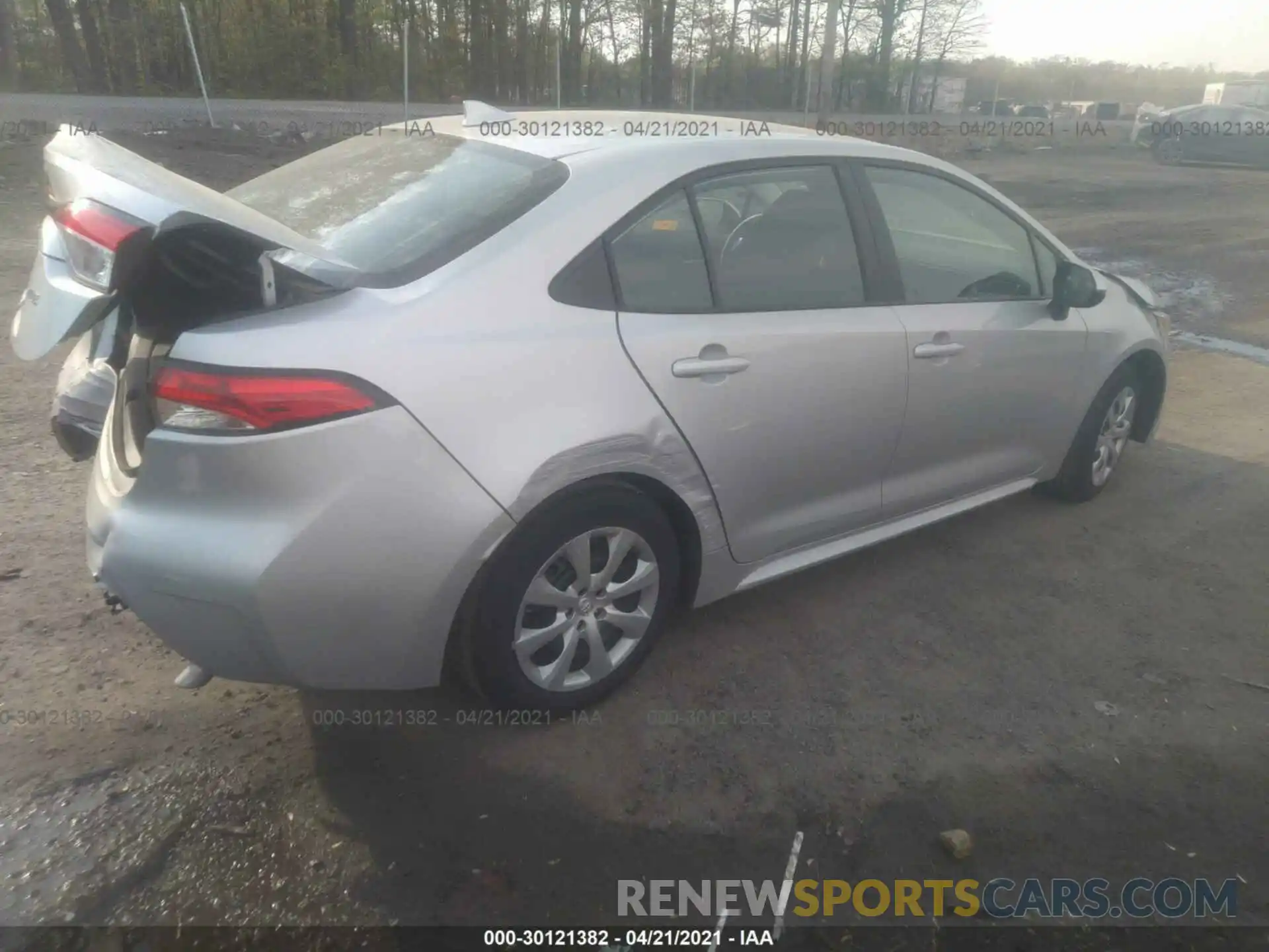 4 Photograph of a damaged car 5YFEPRAE2LP050845 TOYOTA COROLLA 2020