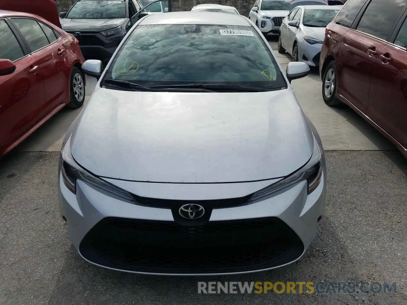 9 Photograph of a damaged car 5YFEPRAE2LP052160 TOYOTA COROLLA 2020