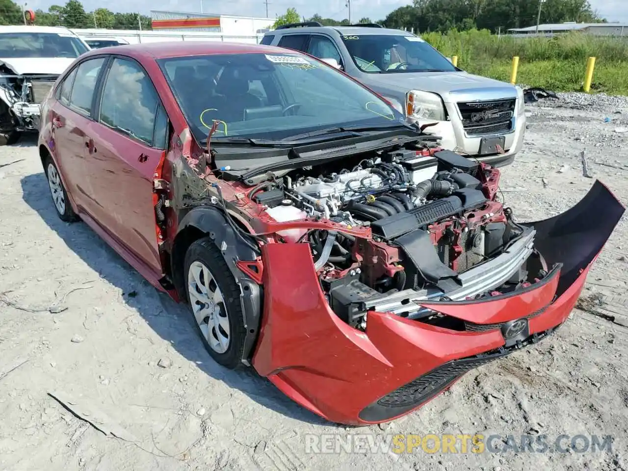 1 Photograph of a damaged car 5YFEPRAE2LP053177 TOYOTA COROLLA 2020