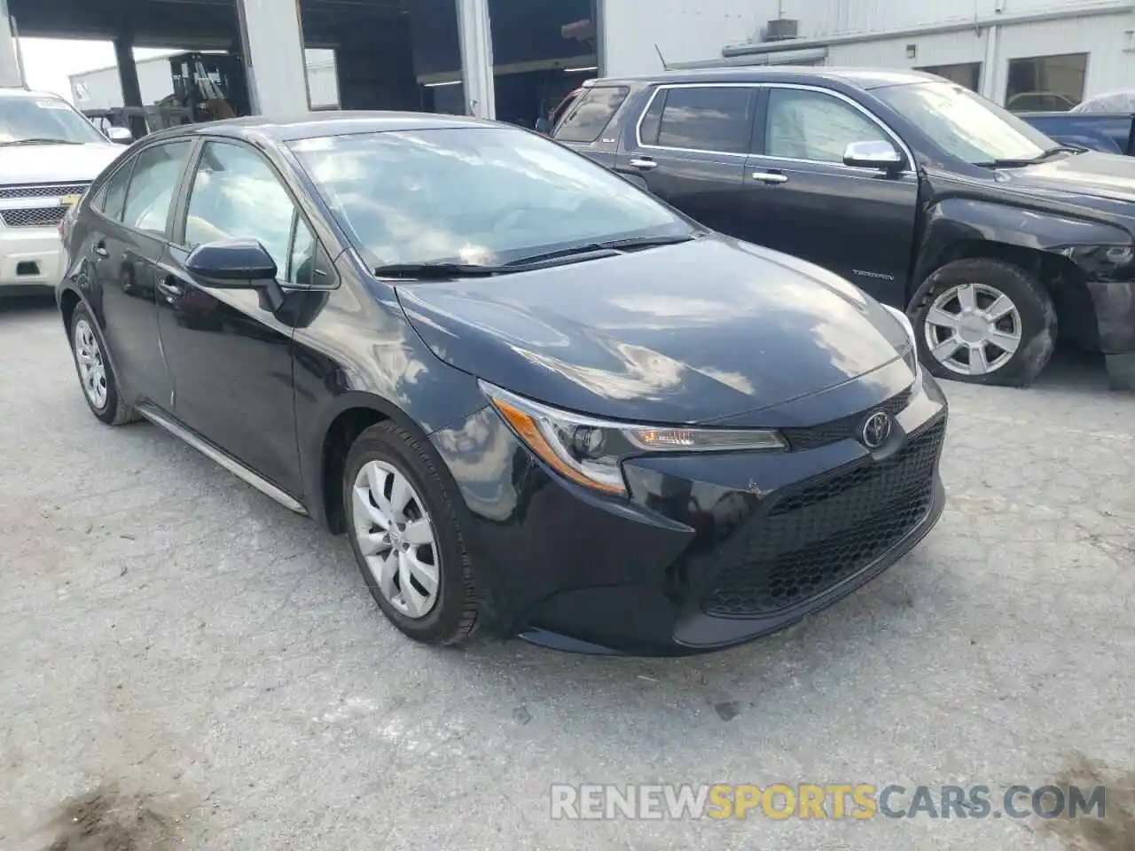 1 Photograph of a damaged car 5YFEPRAE2LP053406 TOYOTA COROLLA 2020