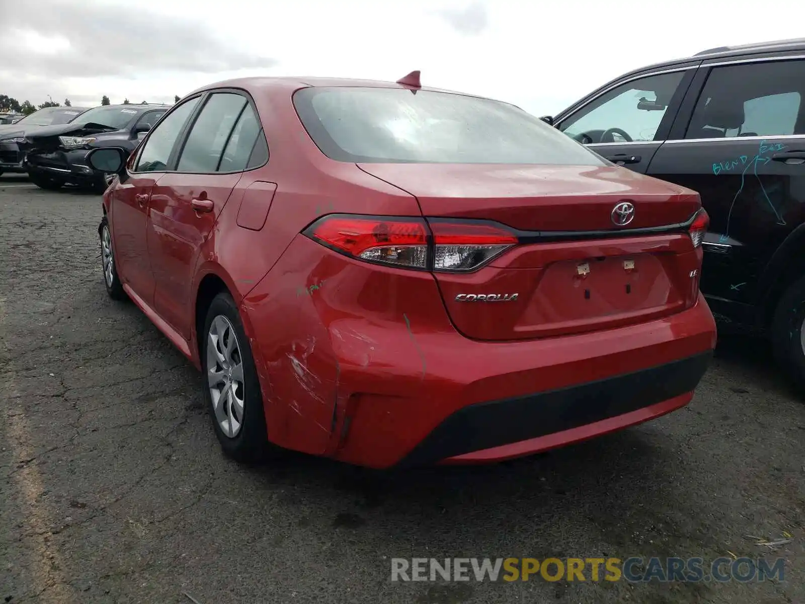 3 Photograph of a damaged car 5YFEPRAE2LP053664 TOYOTA COROLLA 2020