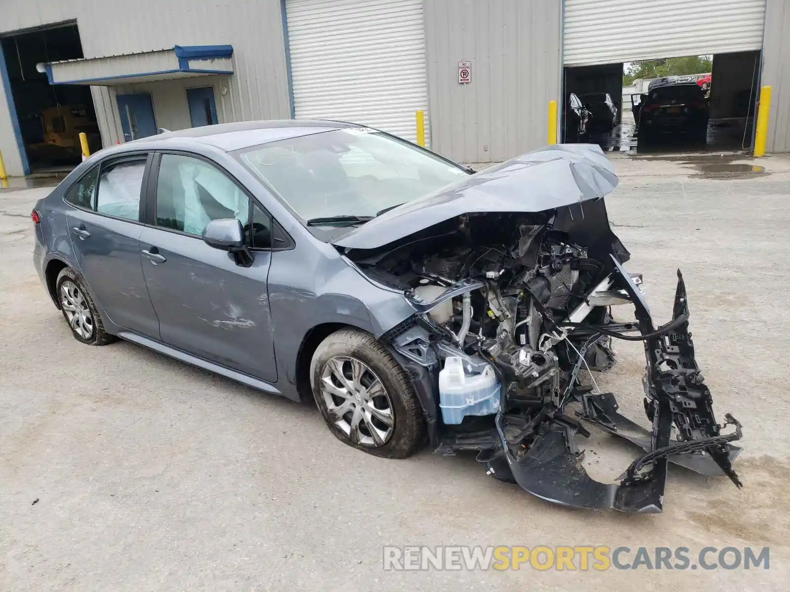 1 Photograph of a damaged car 5YFEPRAE2LP054717 TOYOTA COROLLA 2020