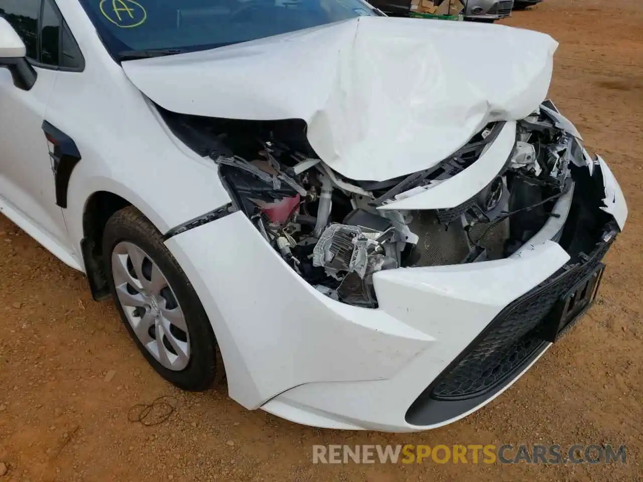 9 Photograph of a damaged car 5YFEPRAE2LP055141 TOYOTA COROLLA 2020