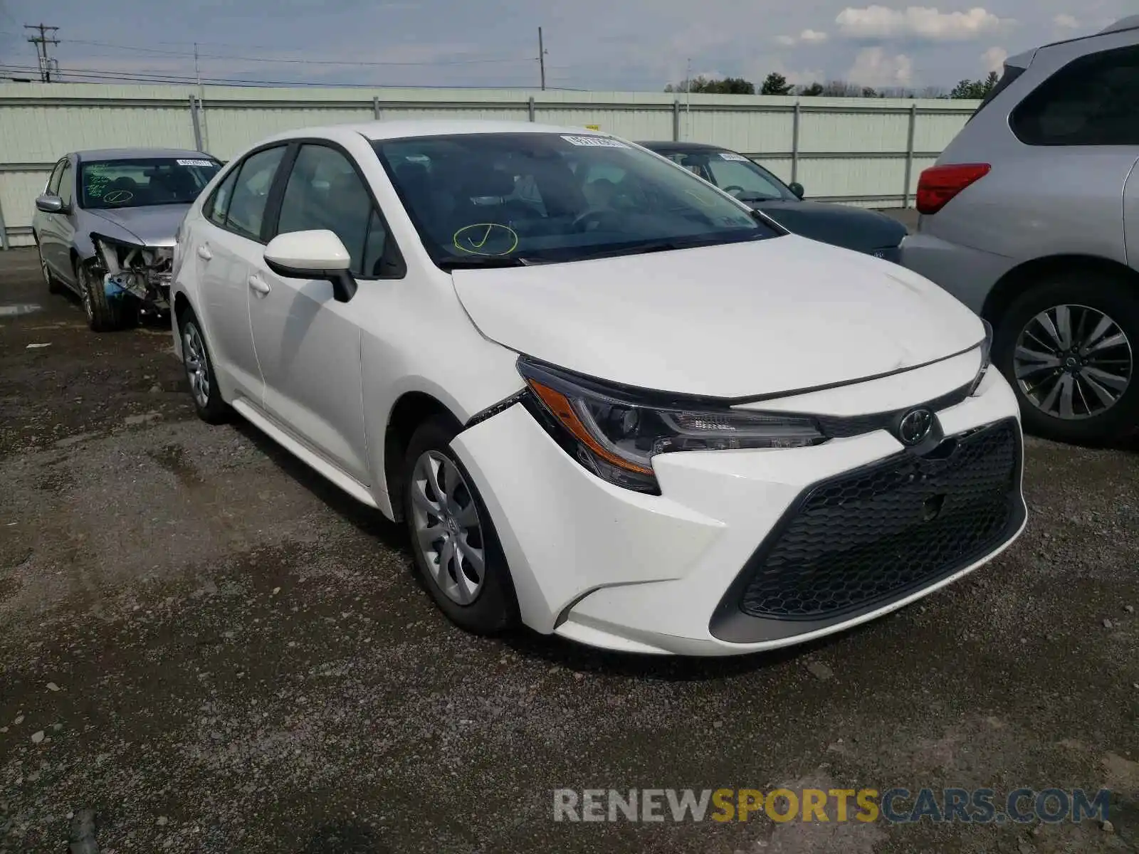 1 Photograph of a damaged car 5YFEPRAE2LP055236 TOYOTA COROLLA 2020