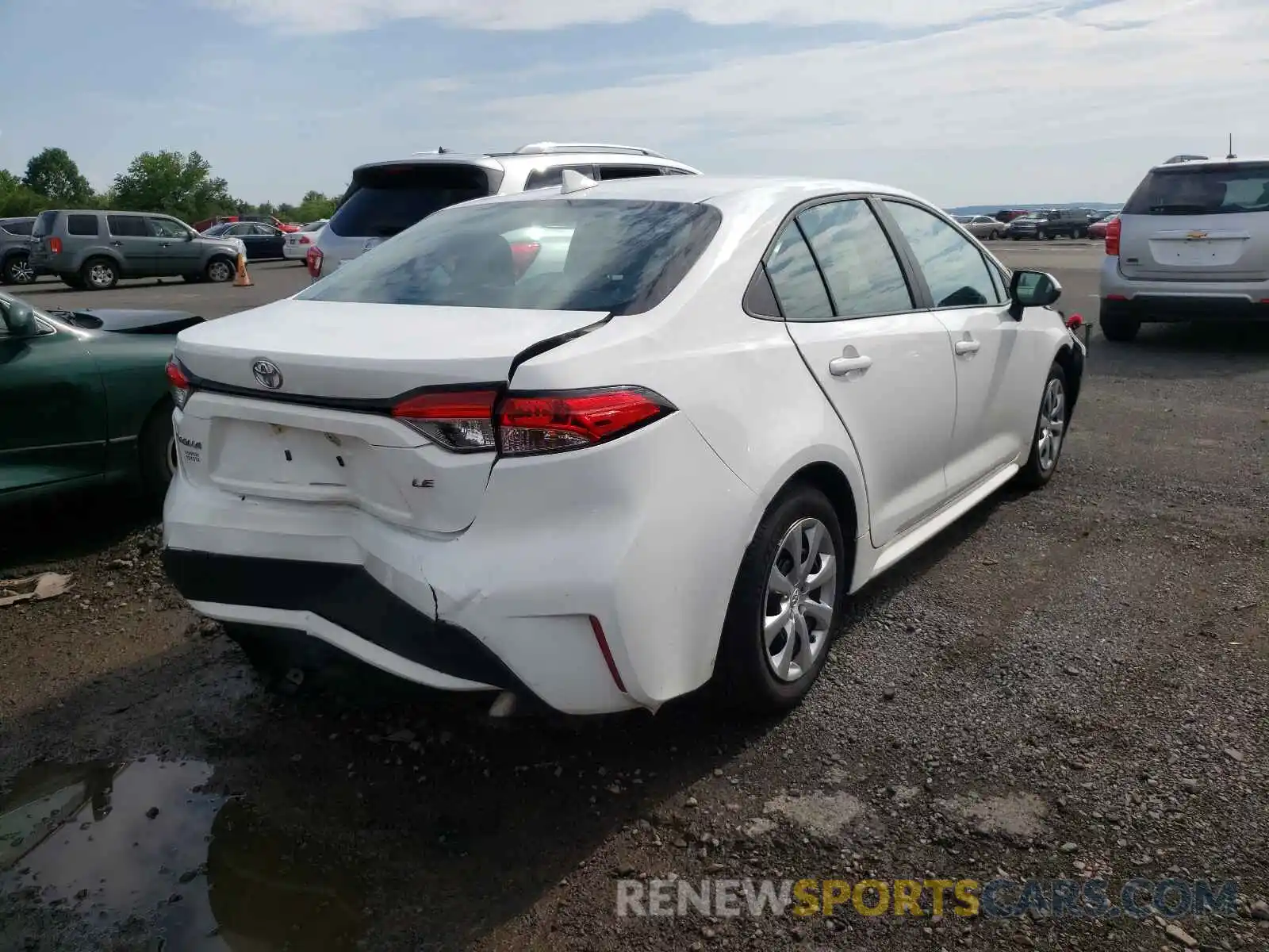 4 Photograph of a damaged car 5YFEPRAE2LP055236 TOYOTA COROLLA 2020