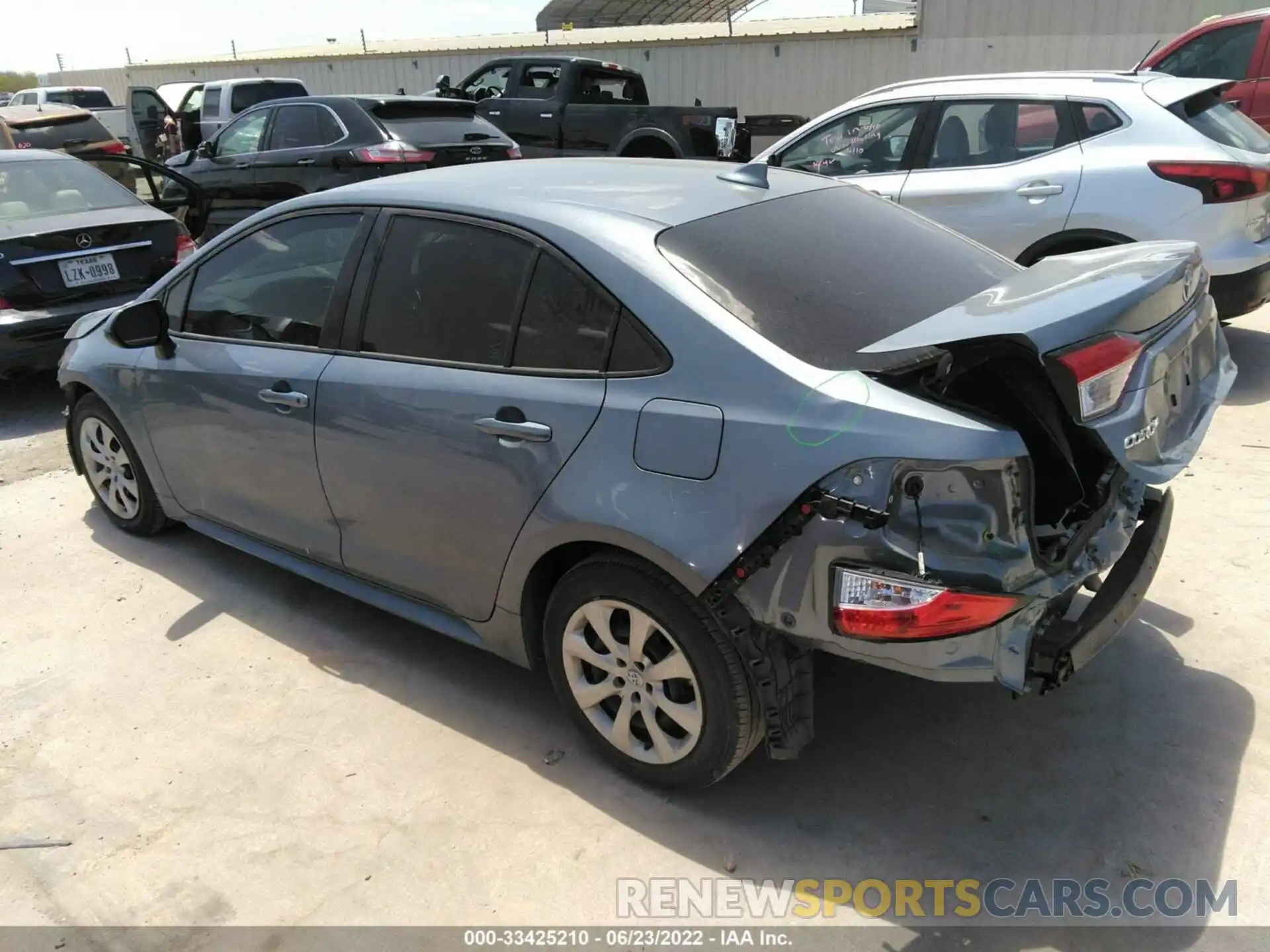 3 Photograph of a damaged car 5YFEPRAE2LP055995 TOYOTA COROLLA 2020