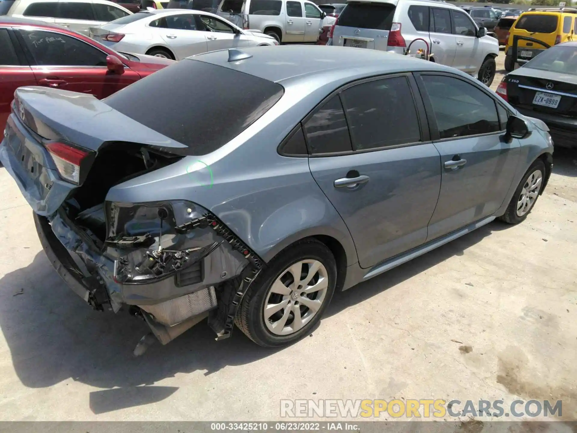 4 Photograph of a damaged car 5YFEPRAE2LP055995 TOYOTA COROLLA 2020