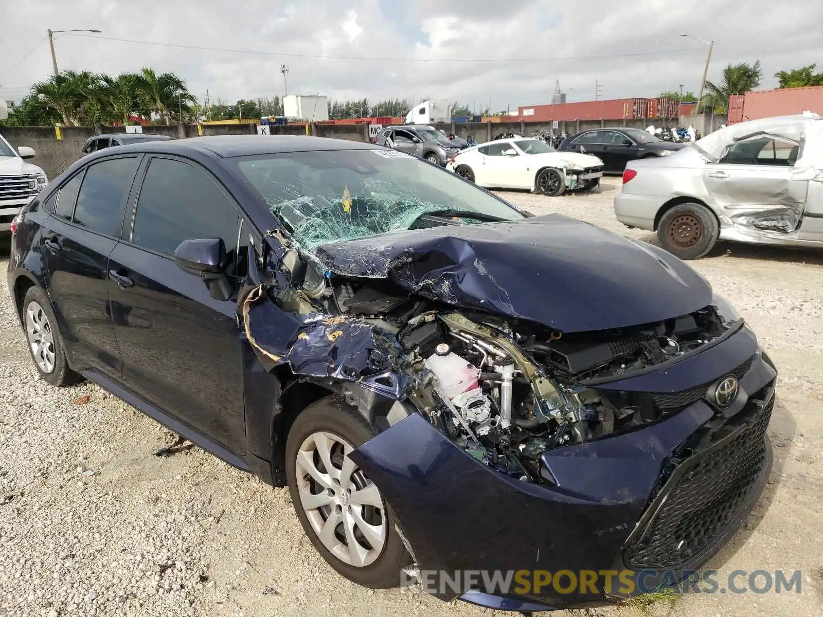 9 Photograph of a damaged car 5YFEPRAE2LP057133 TOYOTA COROLLA 2020