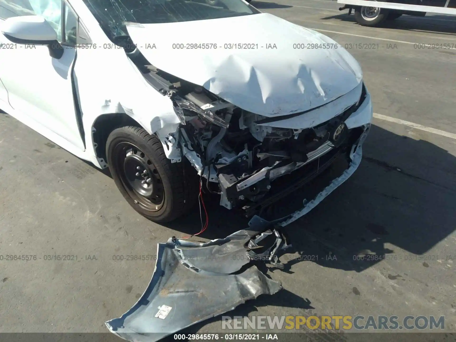 6 Photograph of a damaged car 5YFEPRAE2LP057360 TOYOTA COROLLA 2020
