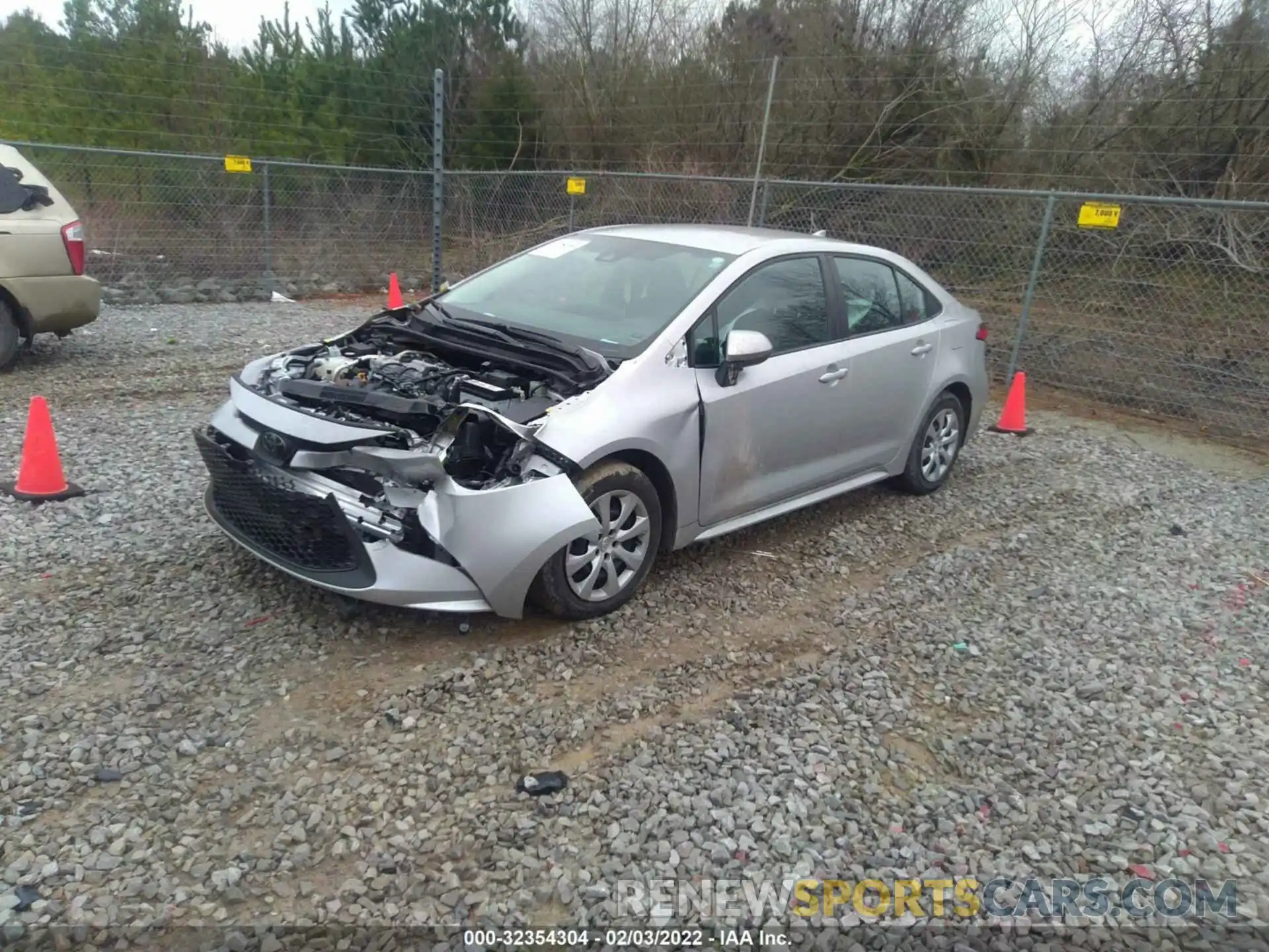 2 Photograph of a damaged car 5YFEPRAE2LP059075 TOYOTA COROLLA 2020