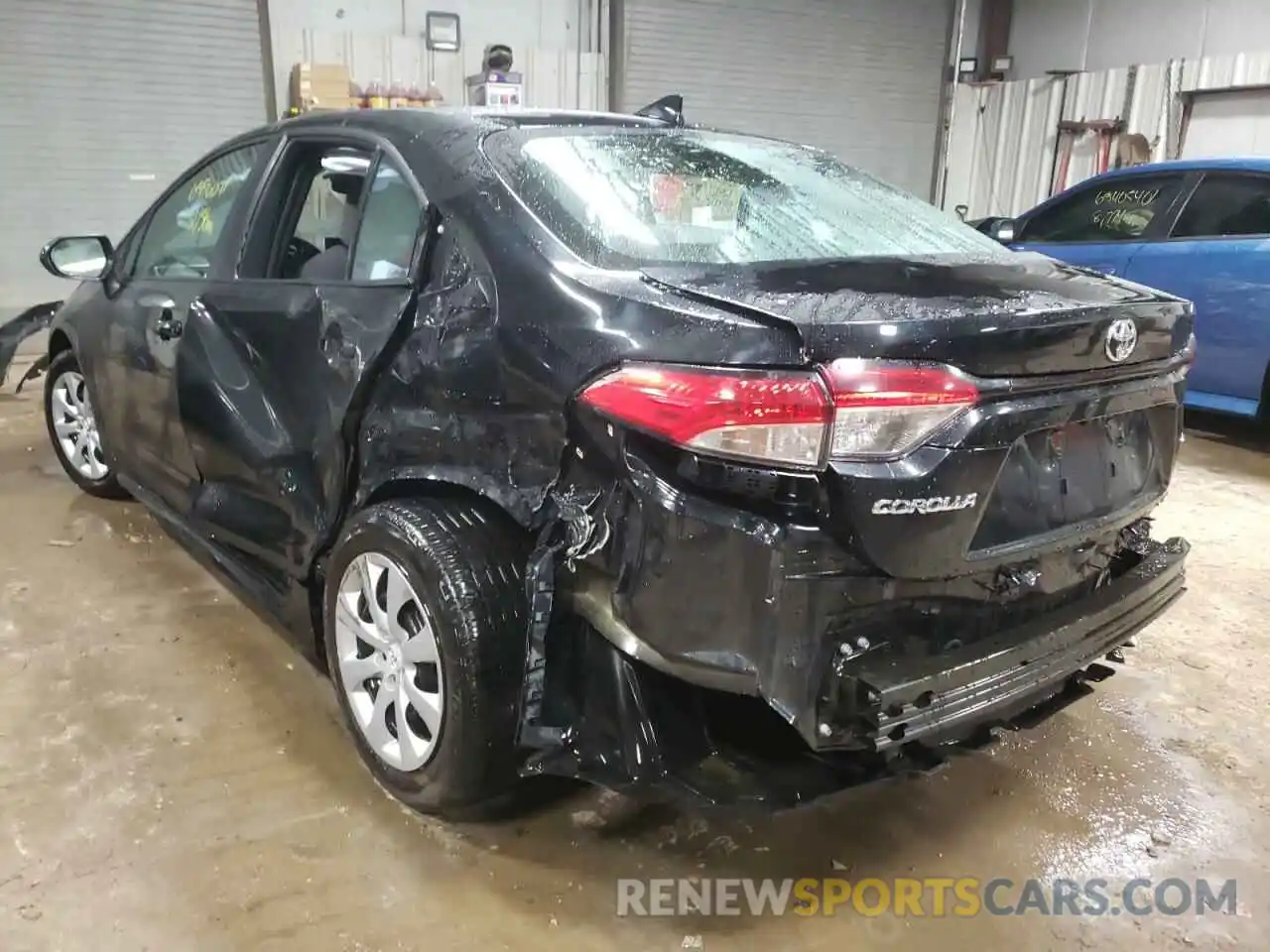 3 Photograph of a damaged car 5YFEPRAE2LP059805 TOYOTA COROLLA 2020