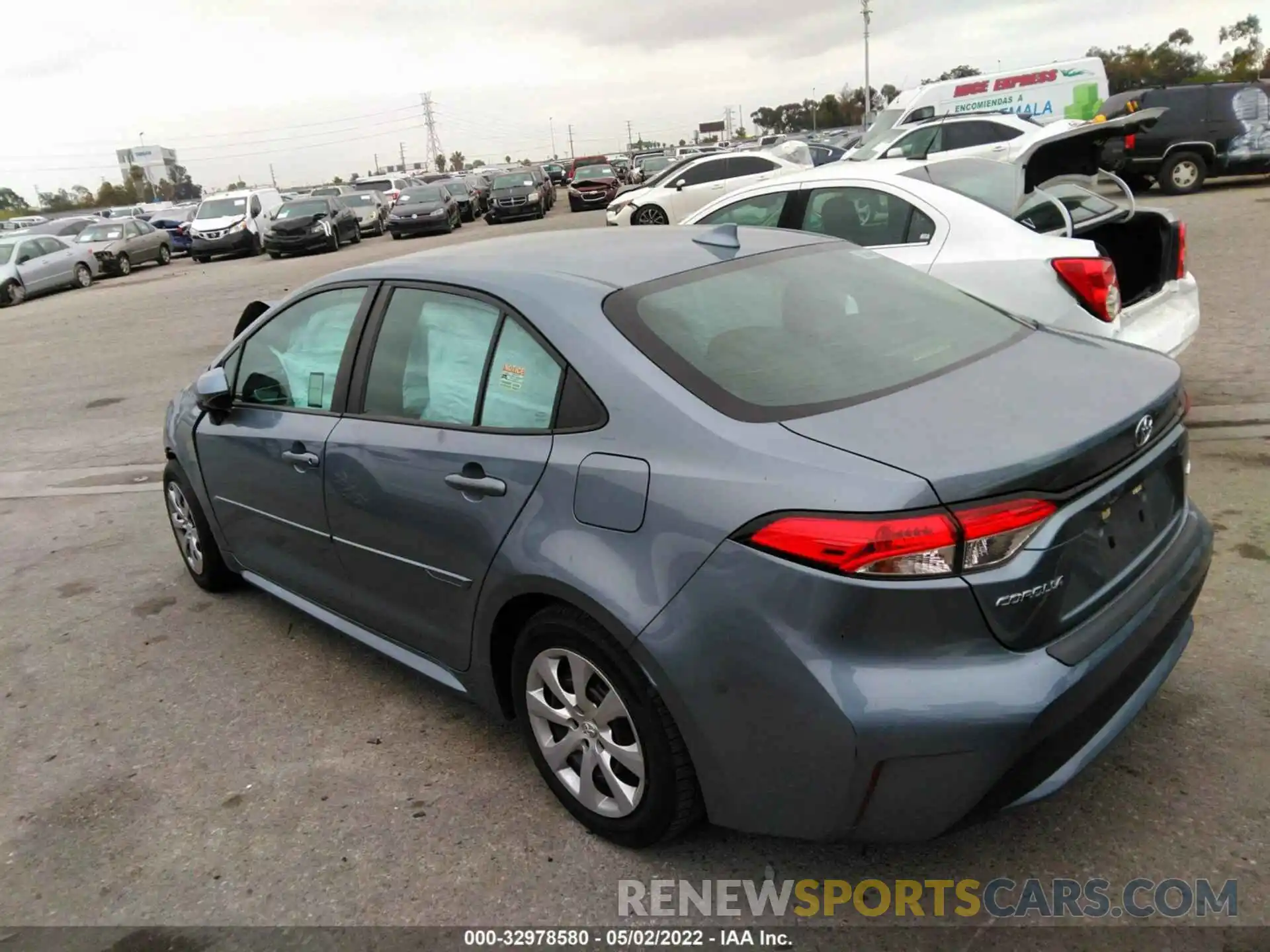 3 Photograph of a damaged car 5YFEPRAE2LP060856 TOYOTA COROLLA 2020