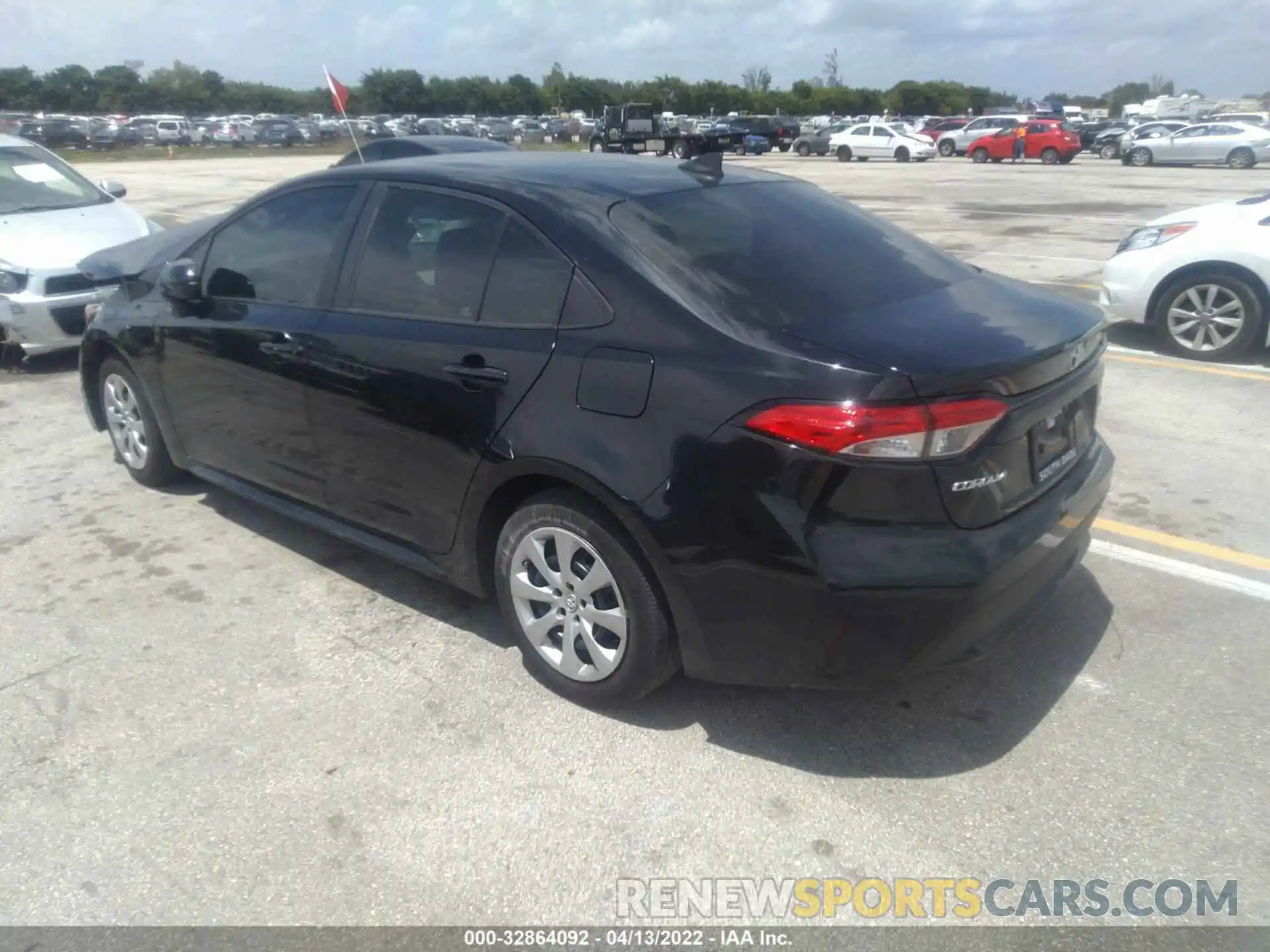 3 Photograph of a damaged car 5YFEPRAE2LP061439 TOYOTA COROLLA 2020